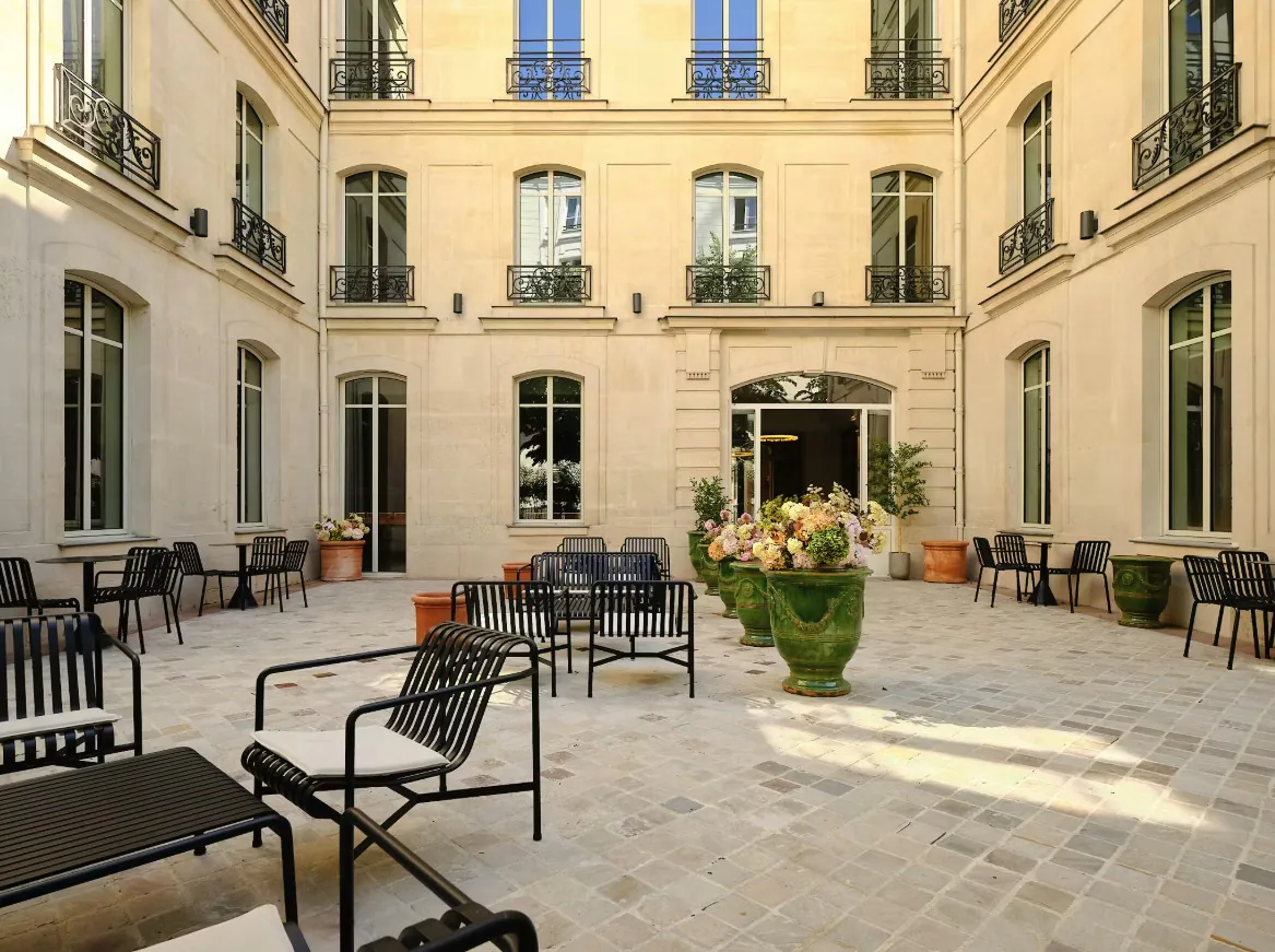 Bureau privé 6 postes à louer, Rue Sainte-Cécile
