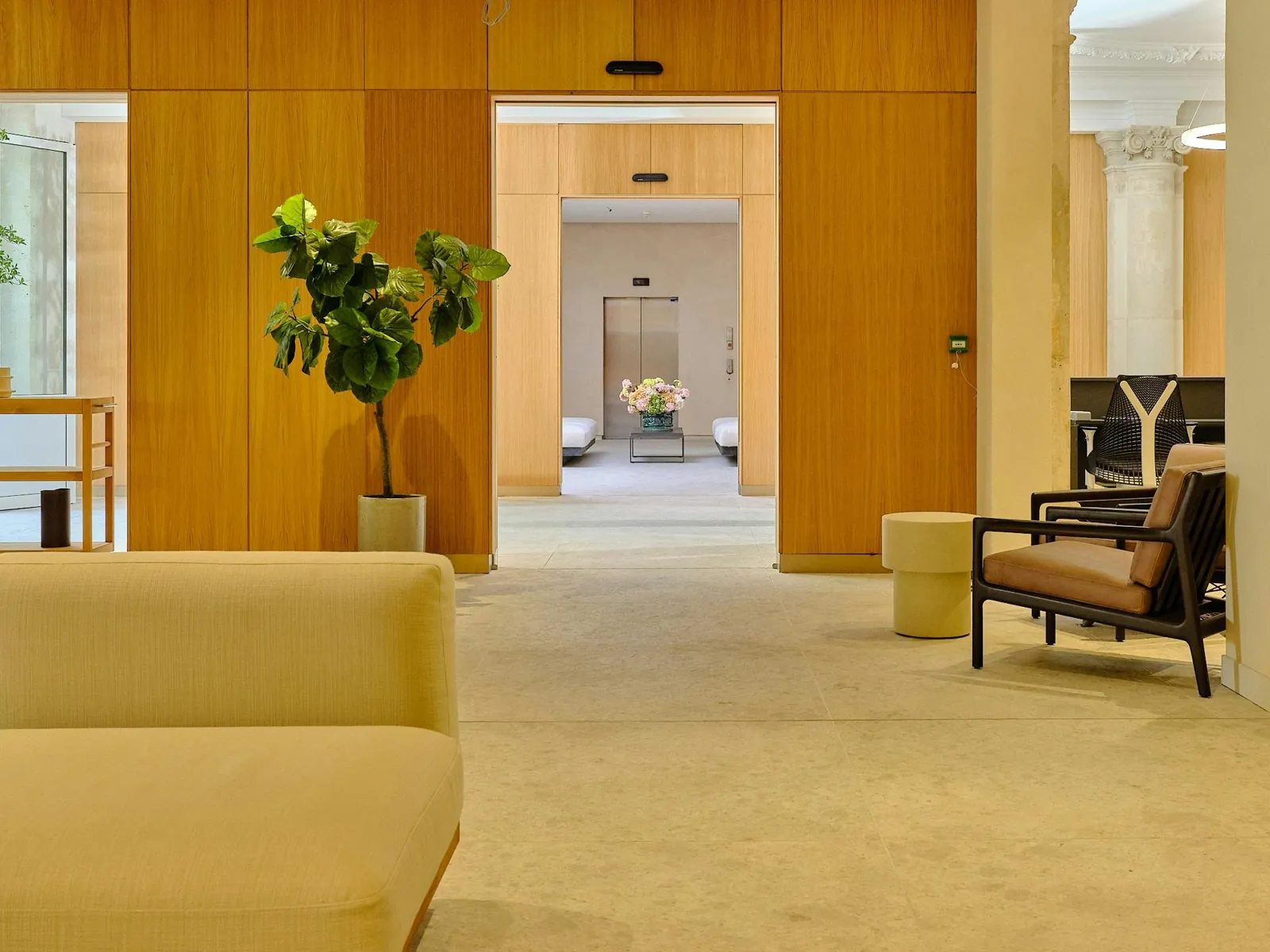 Bureau privé 180 postes à louer à Paris 9e | Flashoffice