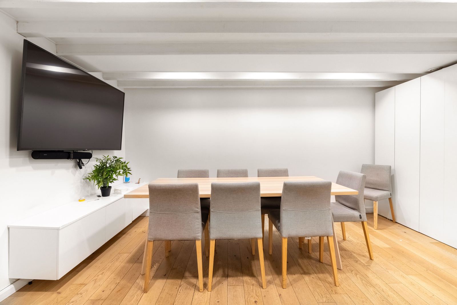 Bureau indépendant 30 postes - Paris 11e (Nation)