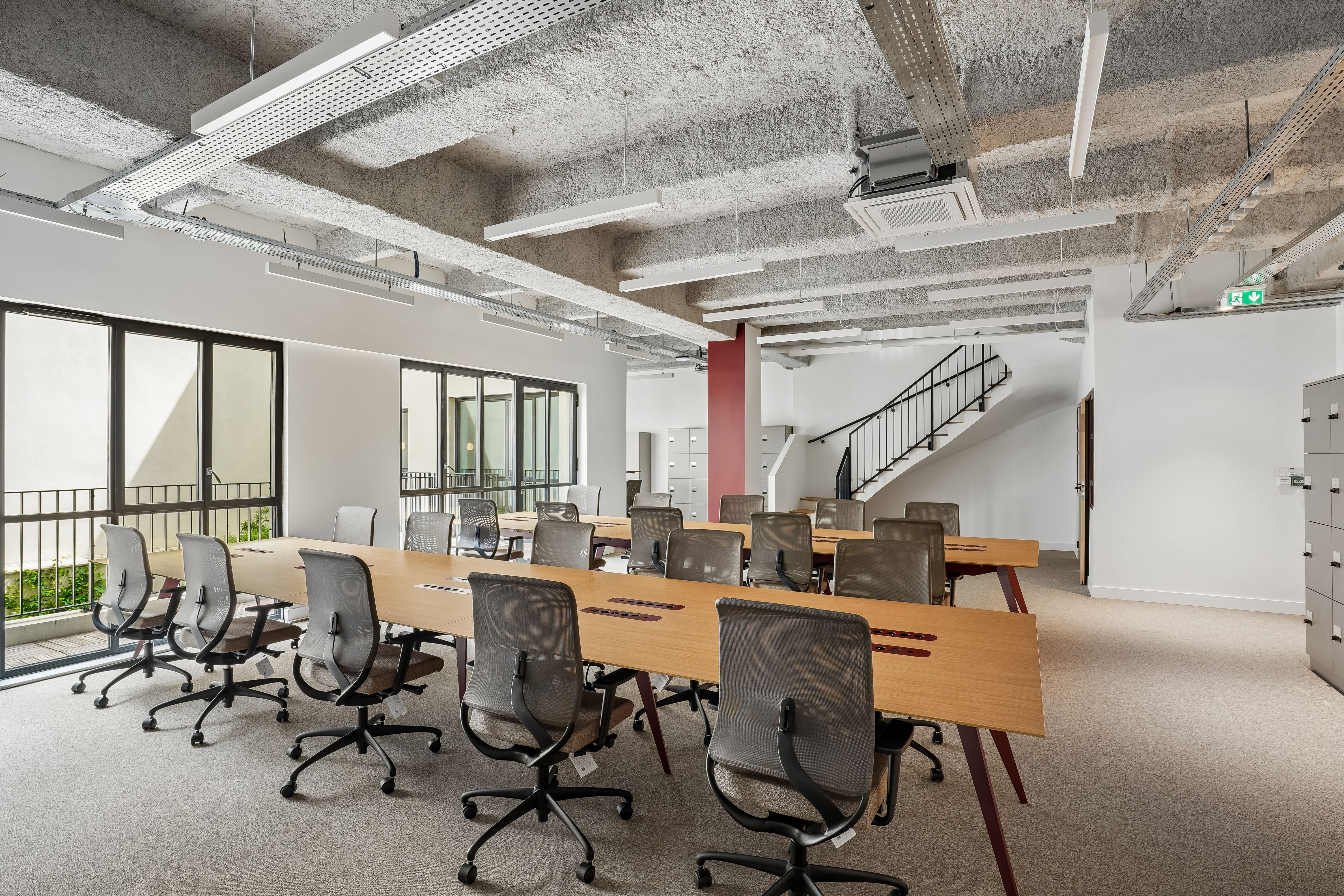 Bureau indépendant 138 postes - Paris 11e (Oberkampf)