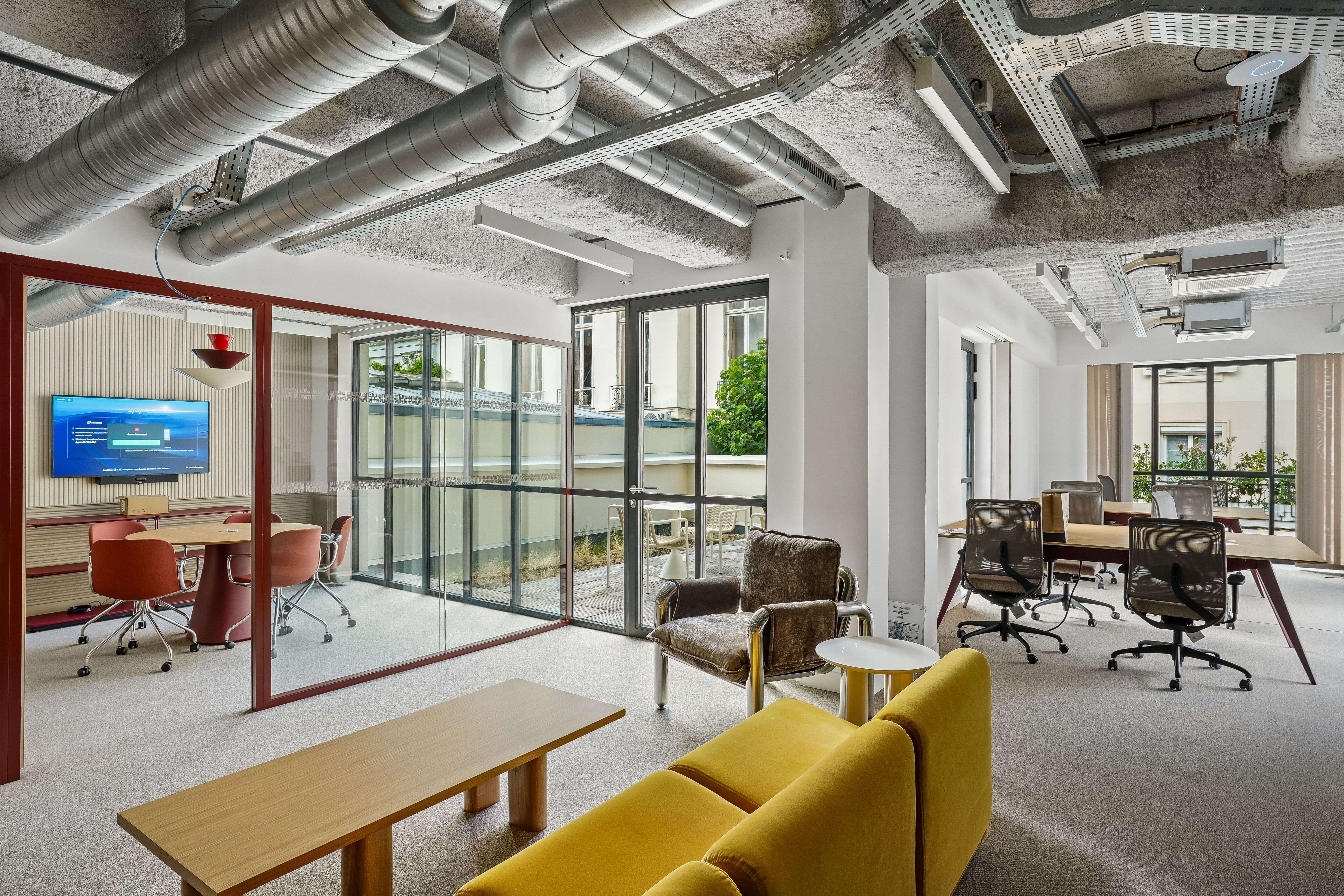 Bureau indépendant 138 postes - Paris 11e (Oberkampf)