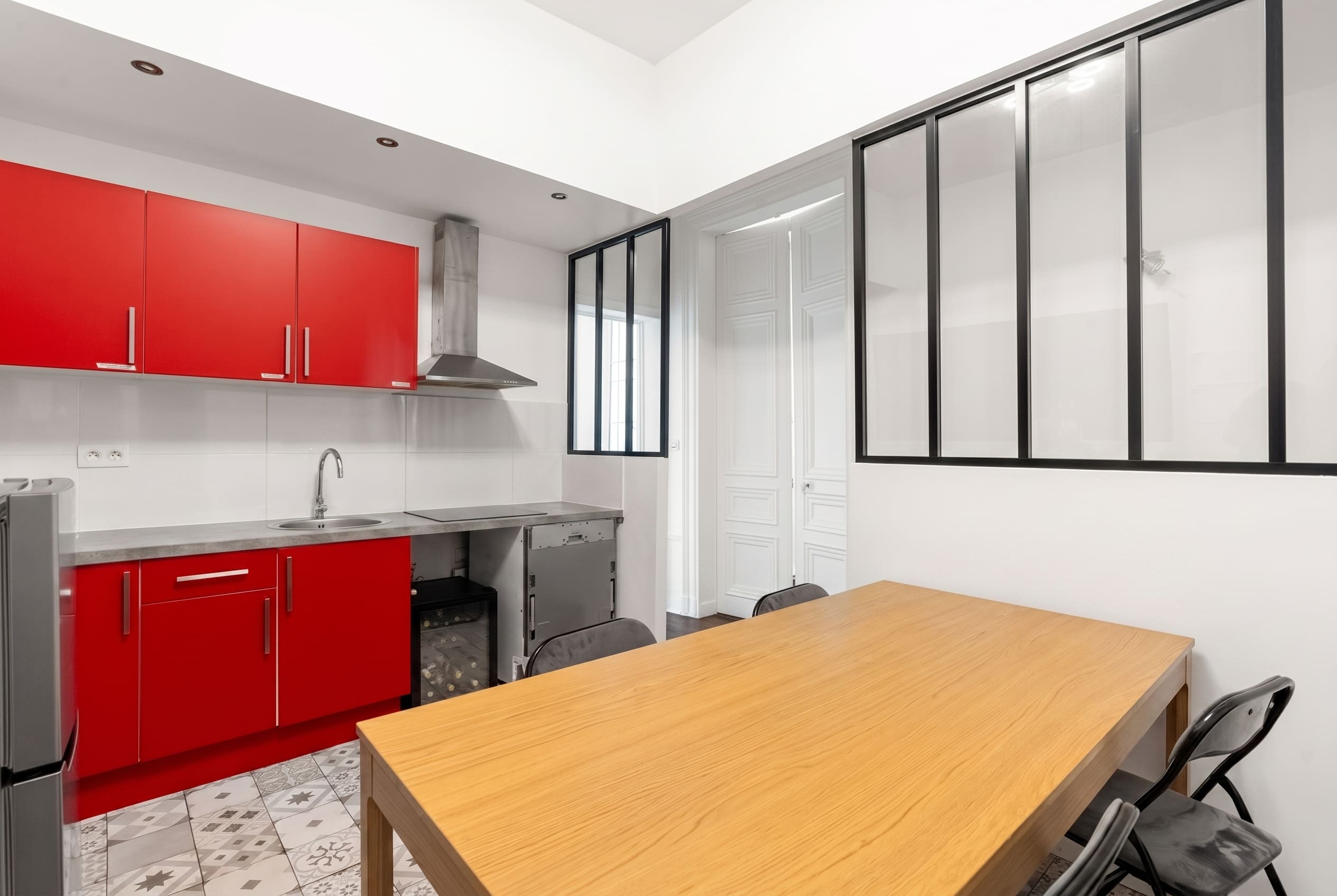 Bureau indépendant 24 postes - Paris 10e (Poissonnière)