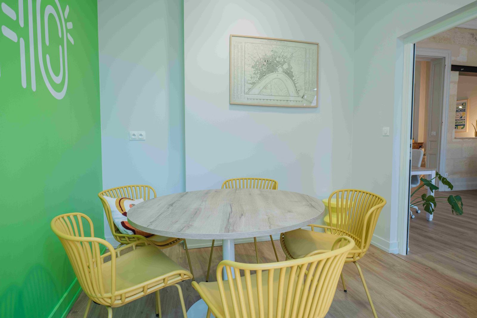 Bureau indépendant 12 postes à louer - Bordeaux
