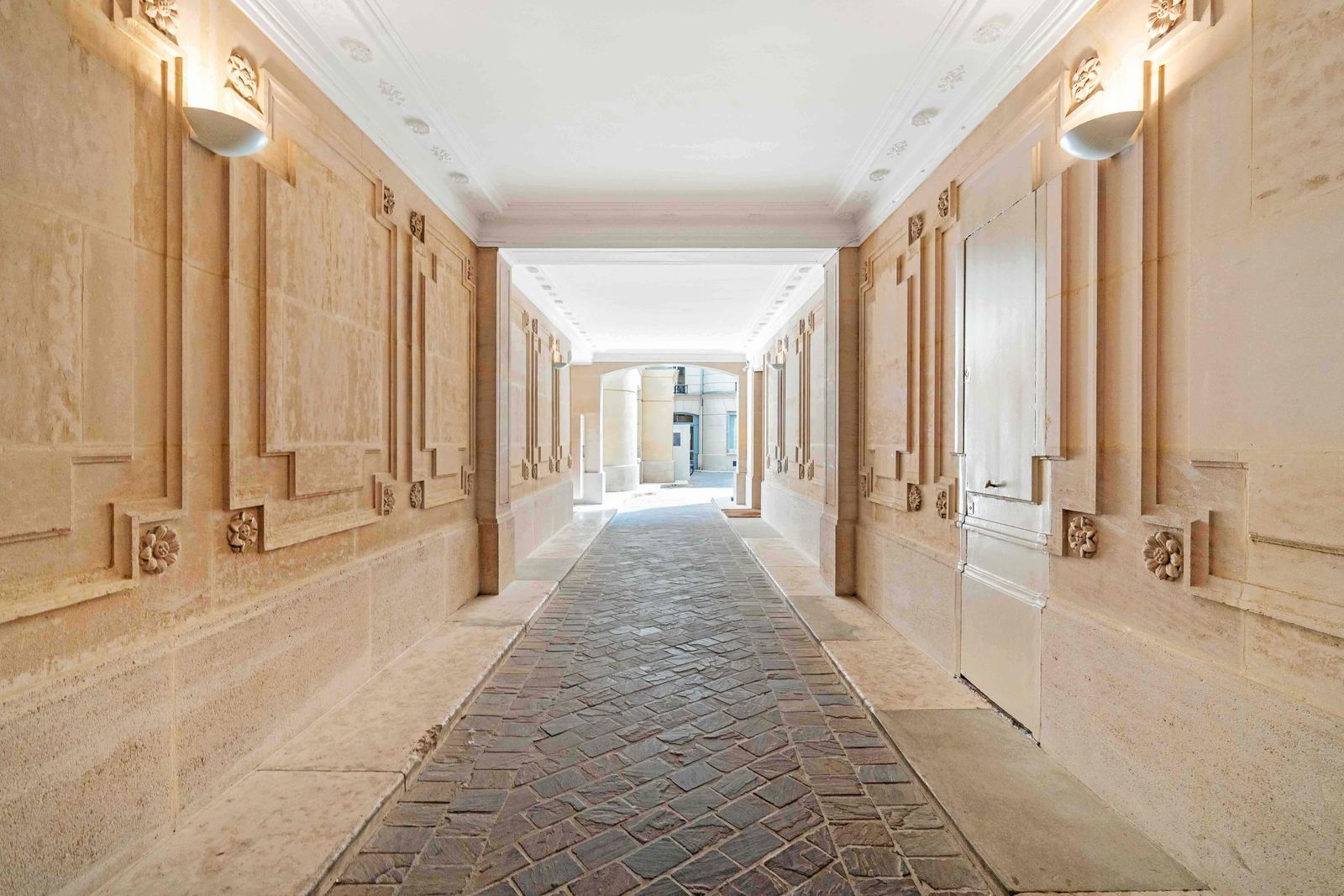 Bureau indépendant 8 postes - Paris 9e (Saint-lazare)