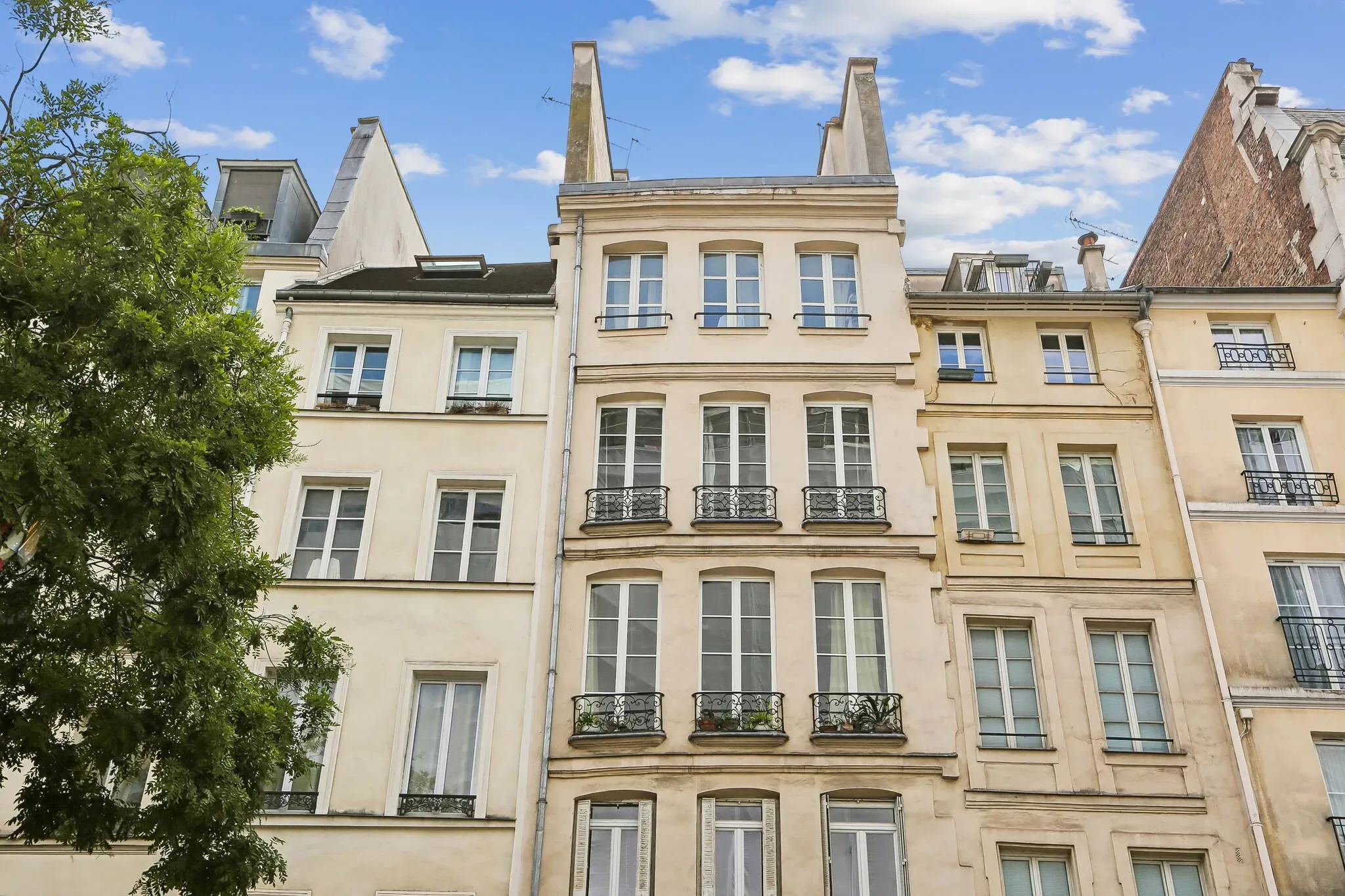 Bureau indépendant 16 postes - Paris 3e (aux Ours)