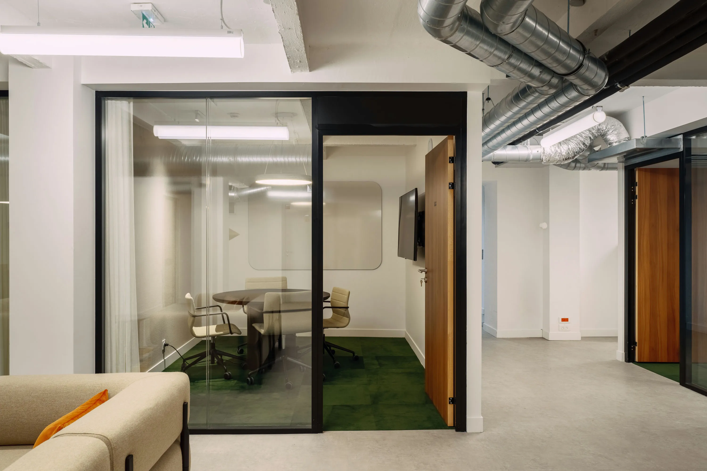 Bureau privatif 28 postes à louer à Paris 9e | Flashoffice