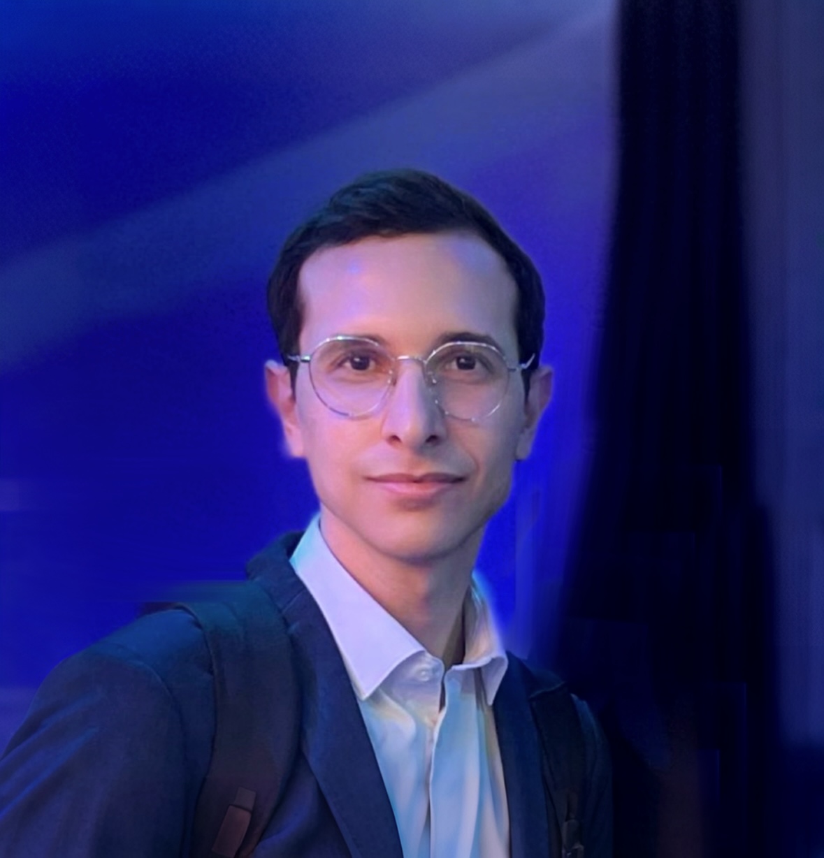 Rami Zaki photo wearing a suite