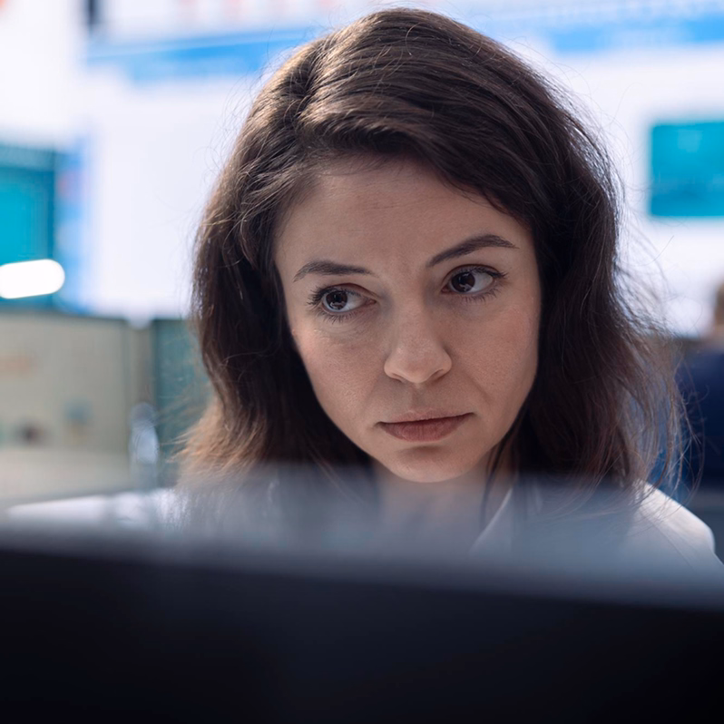 Why Employees Forget Training Videos (And How Interactive Video Fixes It)