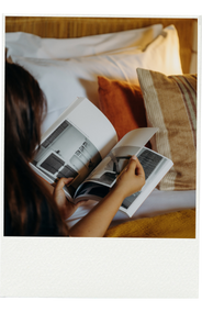 polaroid avec des personnes à Les Petites Maisons Hôtel 4* & Spa à baux de provence