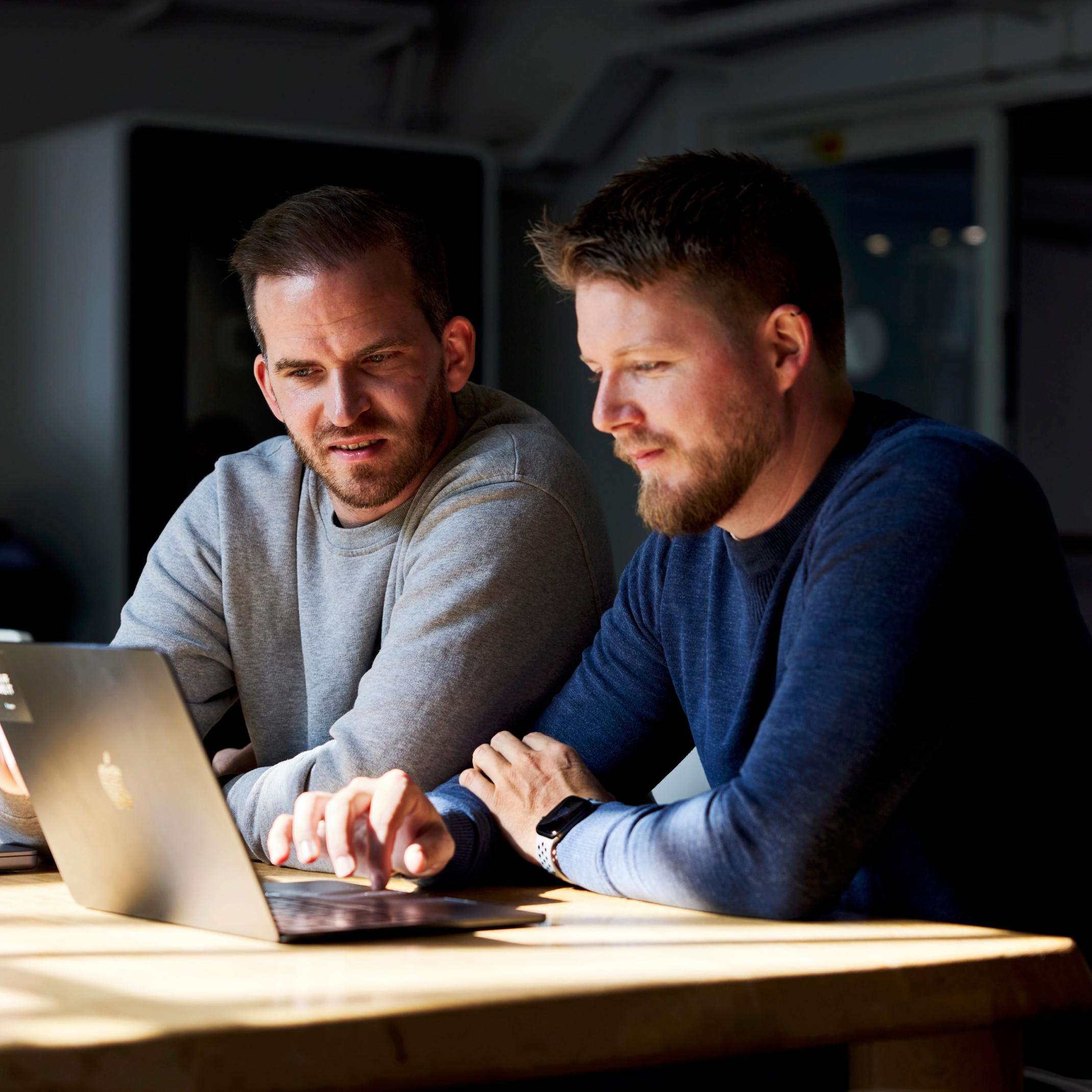 deeploi founders at work