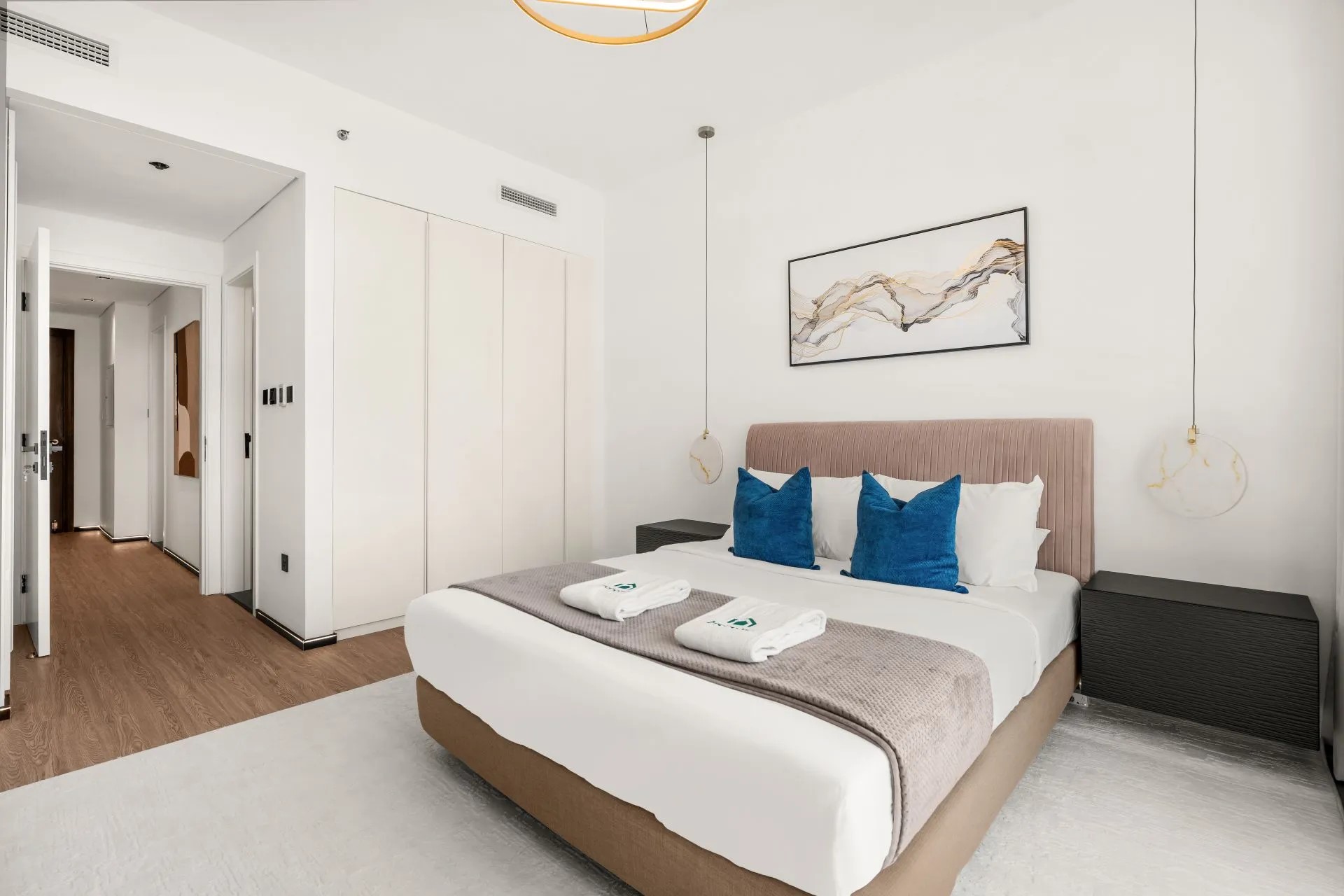 holiday home management dubai
