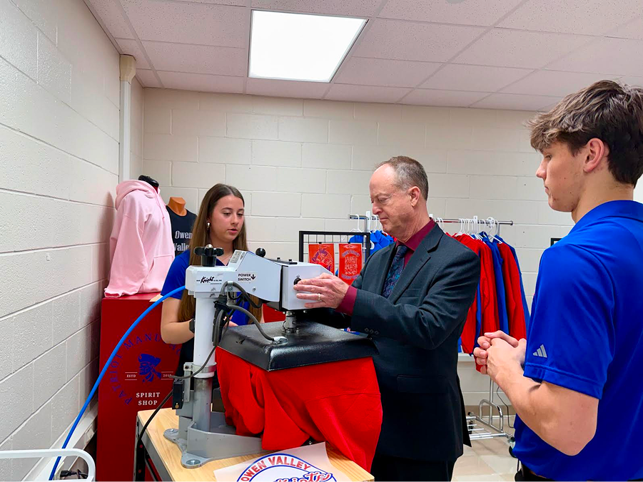 Congressman Messmer visits OVHS