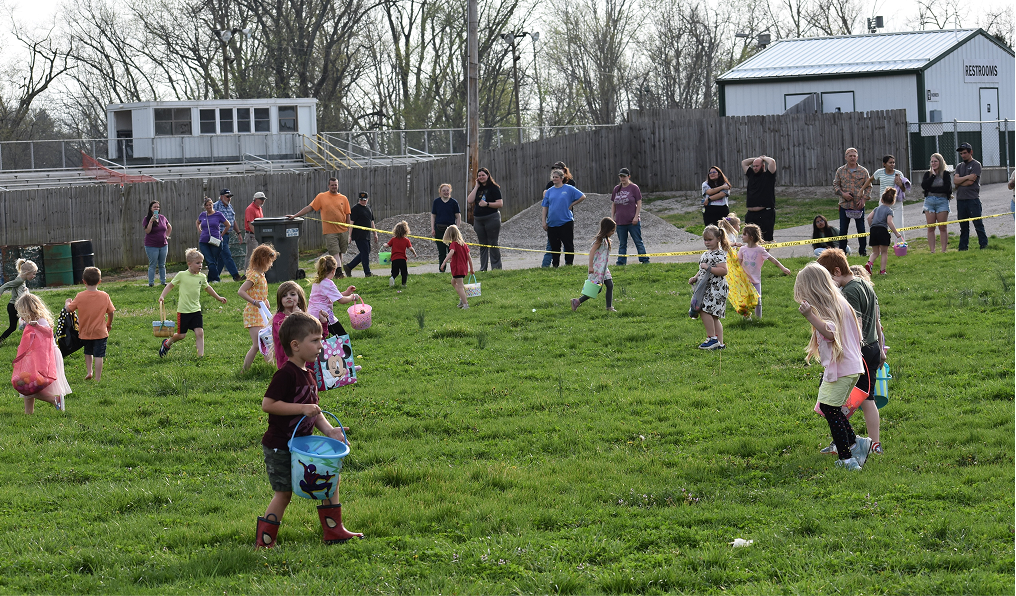 4-H Fishing Team hosts massive Easter scramble