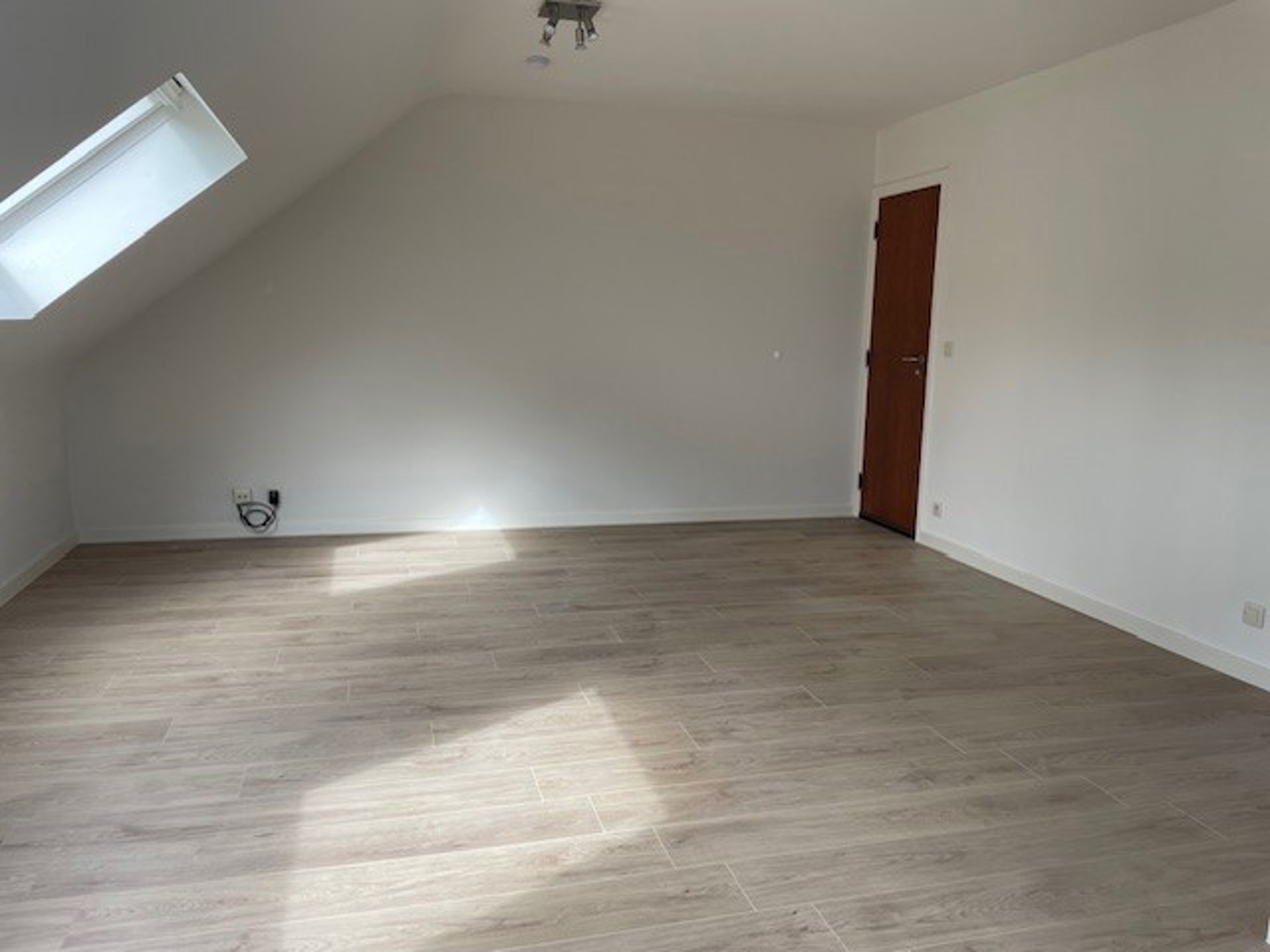 Instapklaar dakappartement van 50 m² met één slaapkamer!