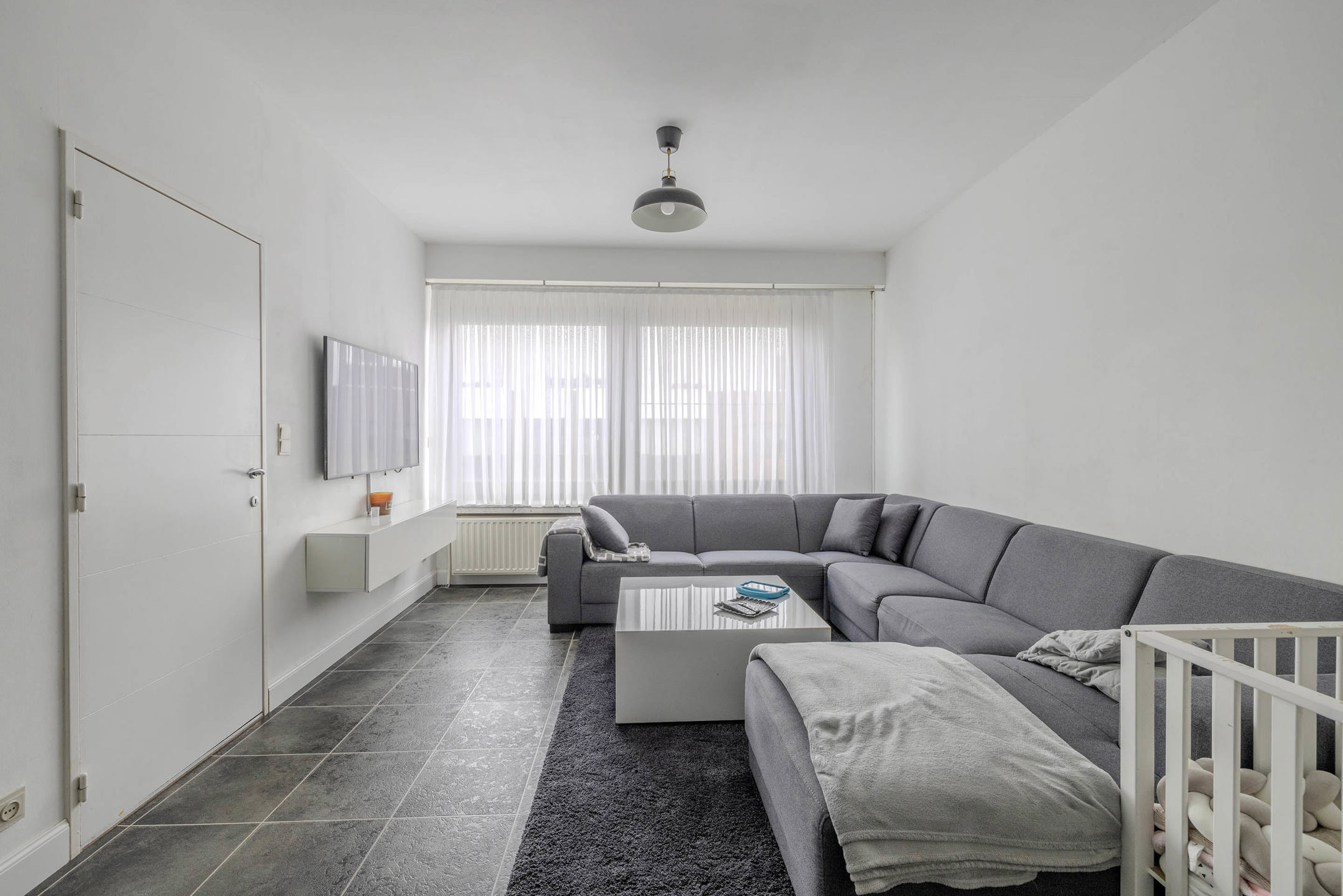 Ruim dakappartement met 2 slaapkamers en garagebox!