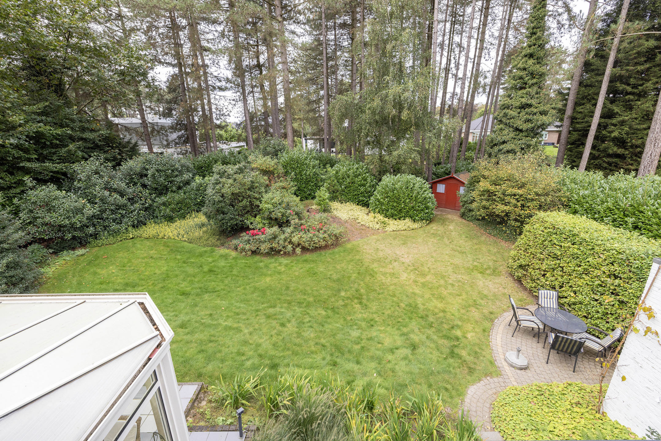 Instapklare woning op mooi villaperceel van 1.500 m²!