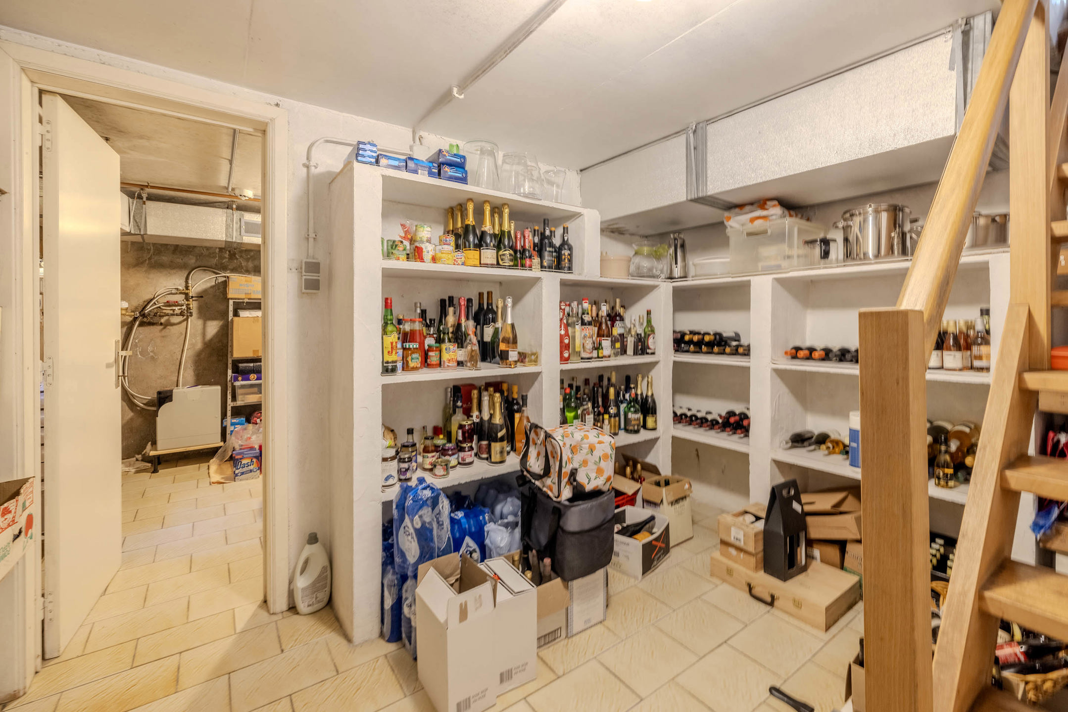 Statige vrijstaande woning met 4 slaapkamers op 1.500m²!