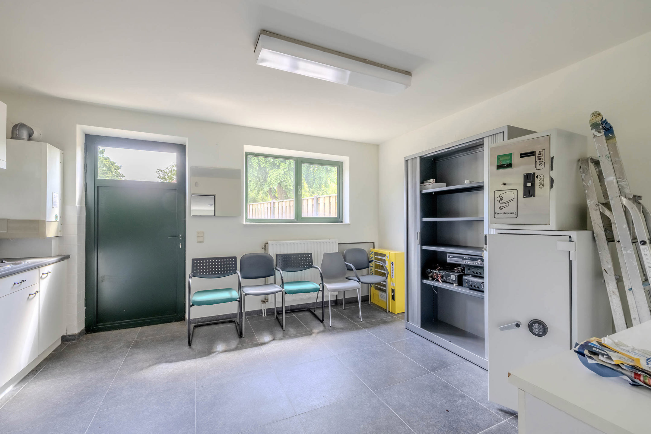 Centraal gelegen handelspand van 88m² in centrum Beerse!