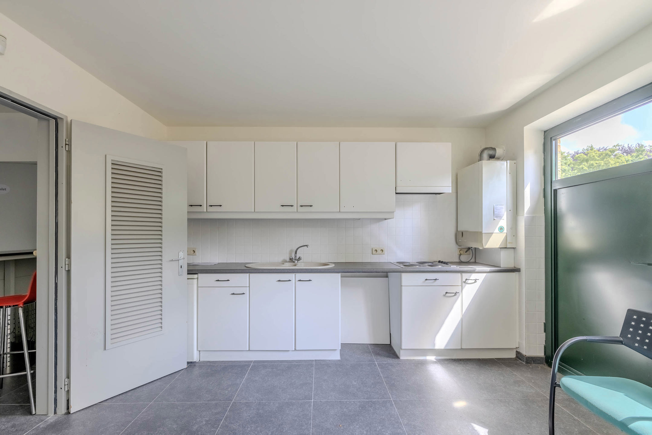 Centraal gelegen handelspand van 88m² in centrum Beerse!