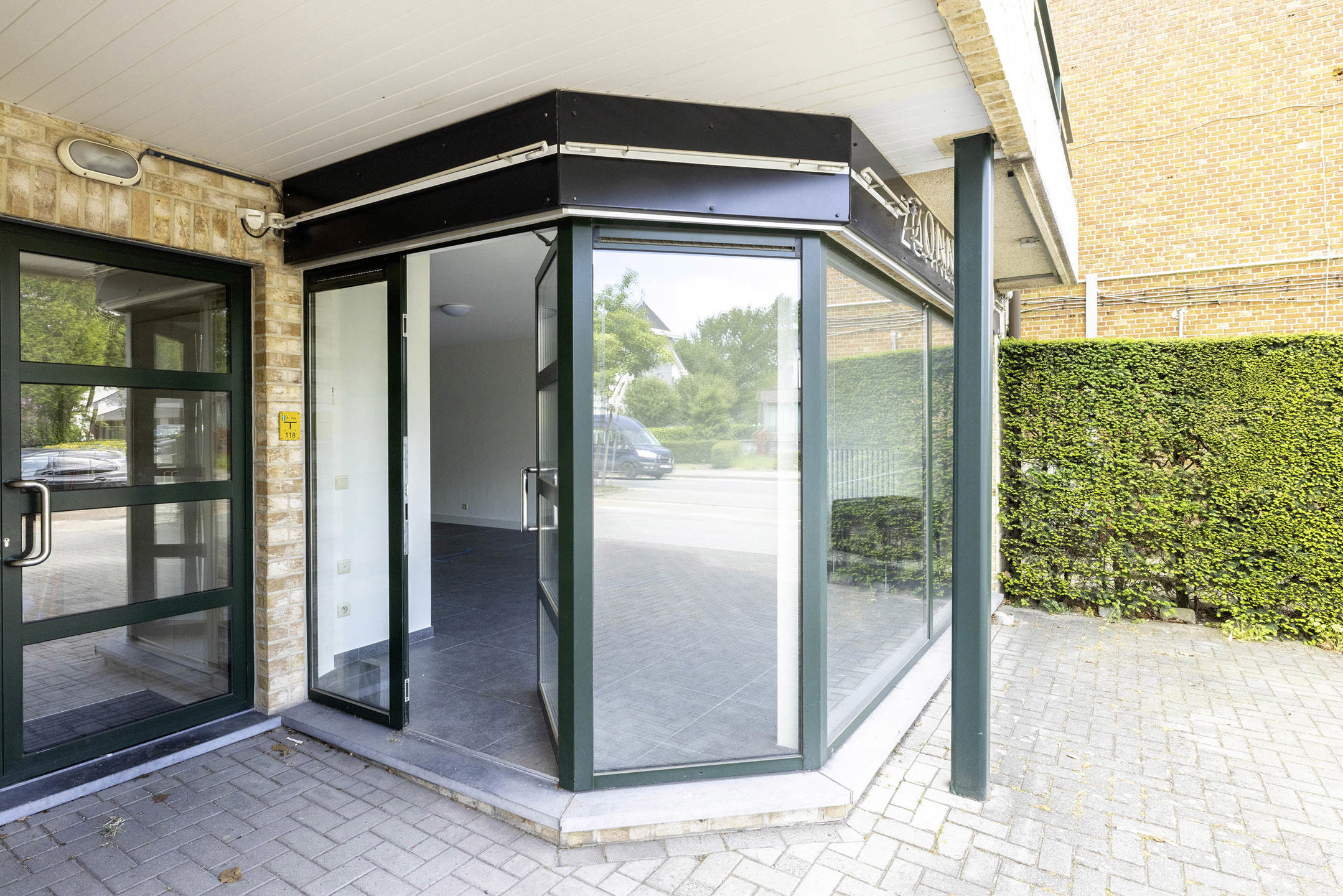 Centraal gelegen handelspand van 88m² in centrum Beerse!