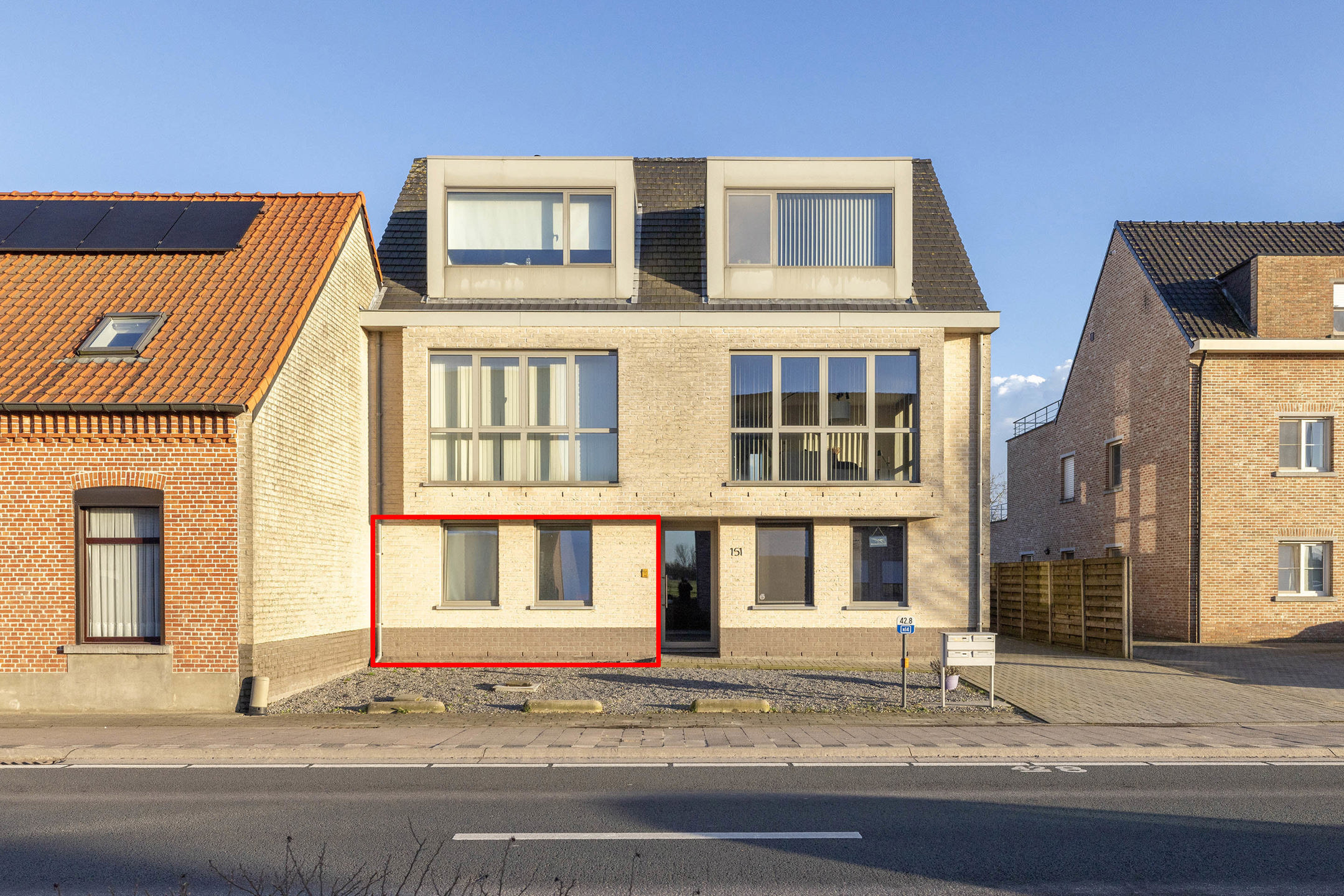 Gelijkvloers appartement met staanplaats