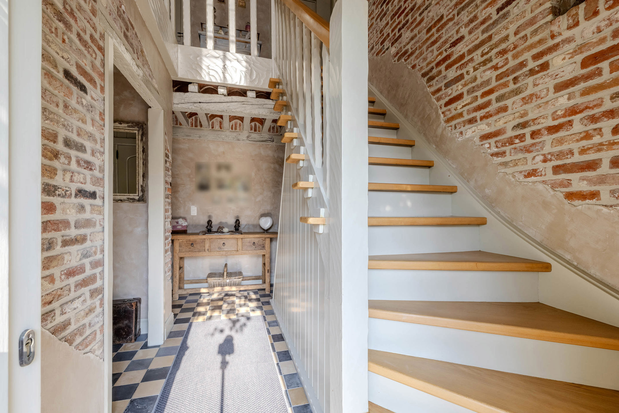 Stijvol en duurzaam afgewerkte villa met 4 slaapkamers
