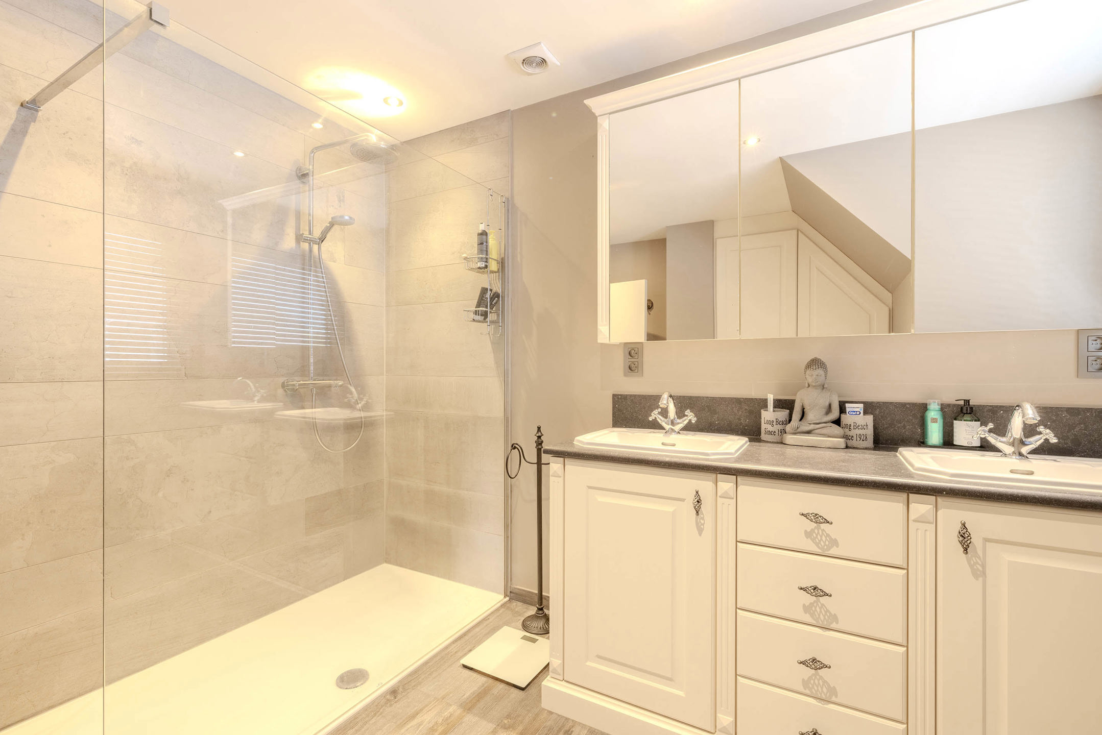 Stijlvolle en instapklare woning op toplocatie