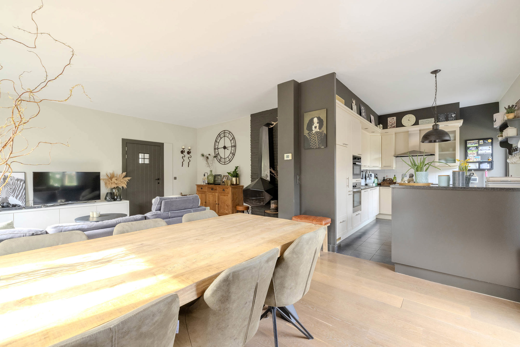 Stijlvolle en instapklare woning op toplocatie