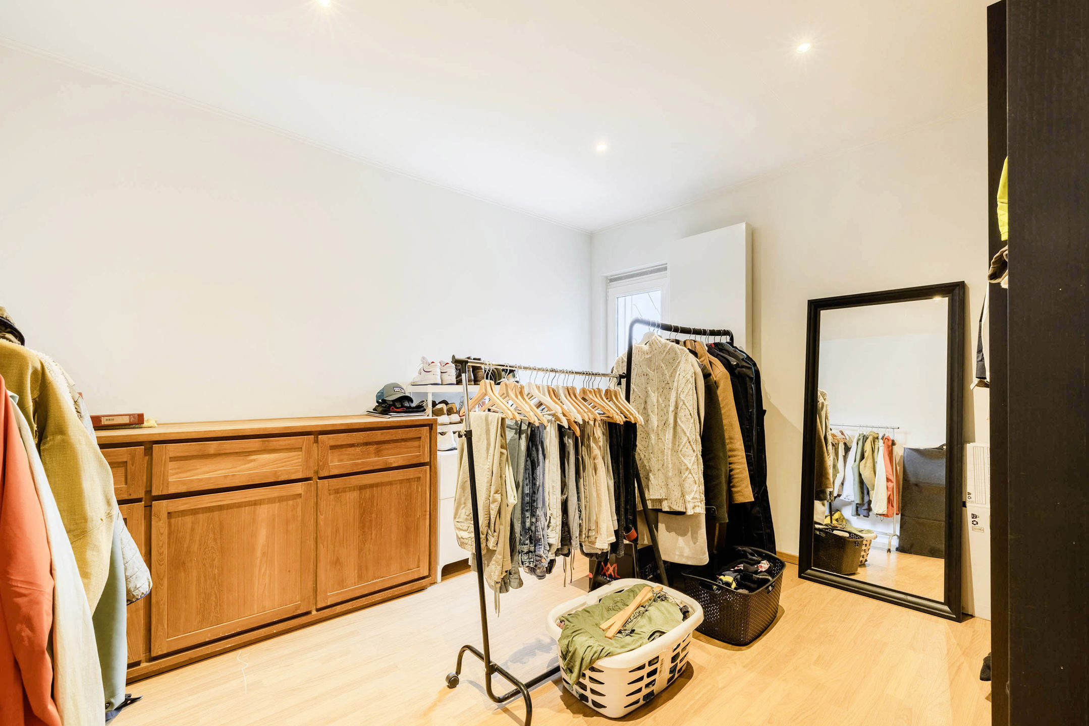 Trendy dorpswoning met 3 slaapkamers en 2 parkeerplaatsen