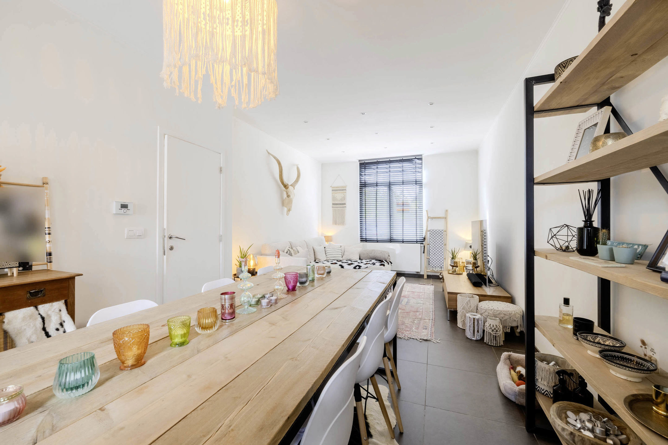 Trendy dorpswoning met 3 slaapkamers en 2 parkeerplaatsen