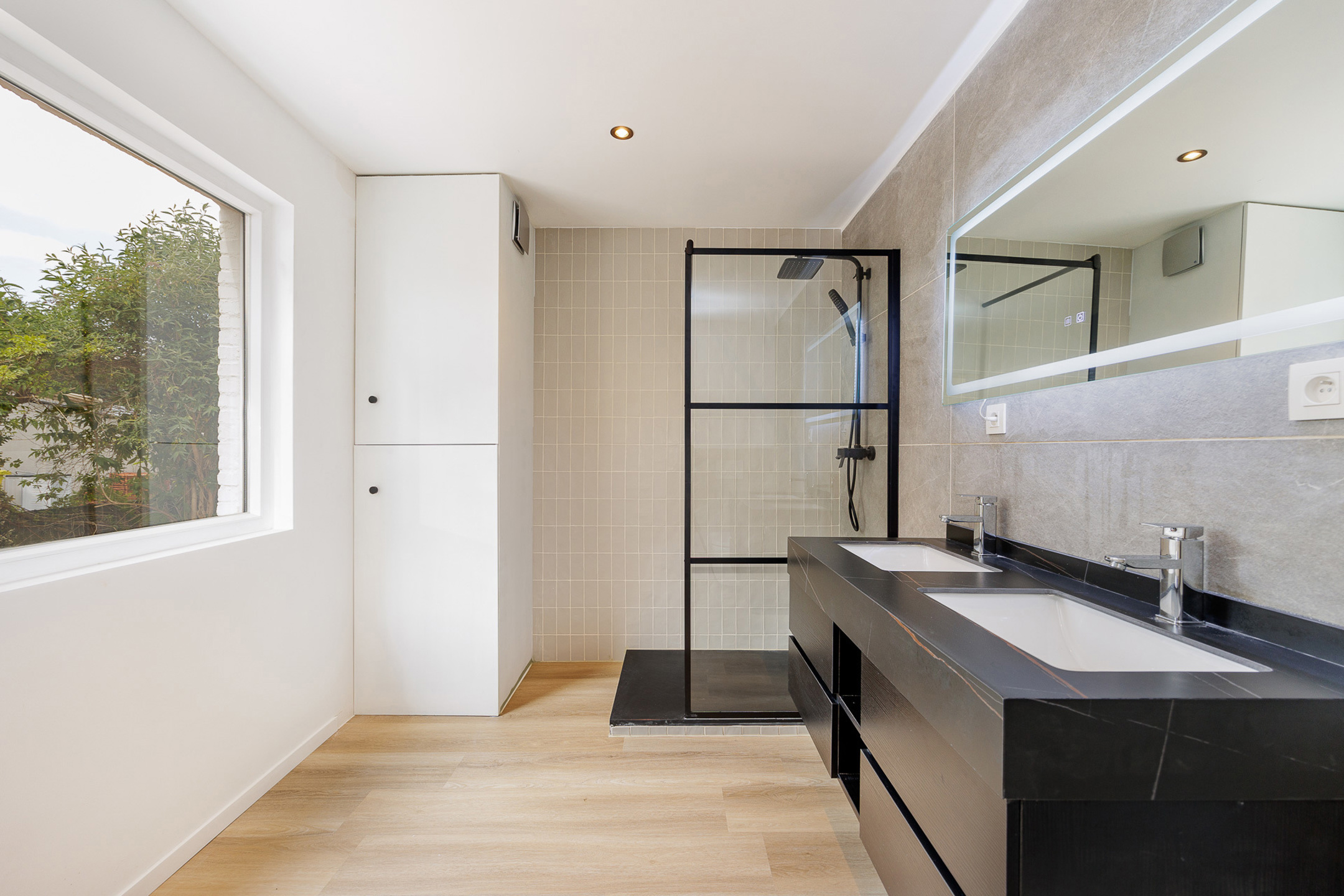 Instapklare, gerenoveerde woning nabij centrum Herentals