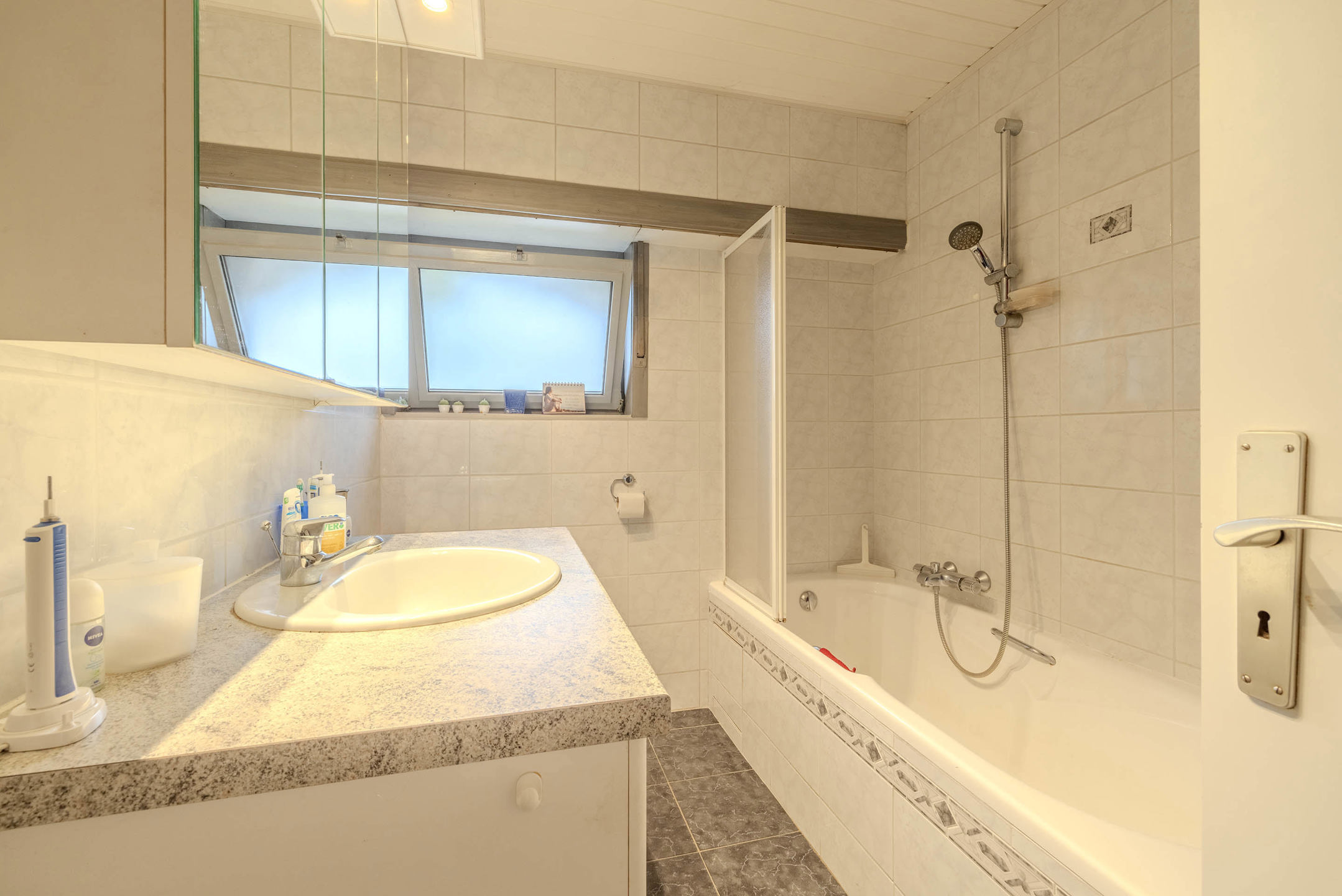 Prachtig groen omgeven woning met 3 slaapkamers op 1.165m²