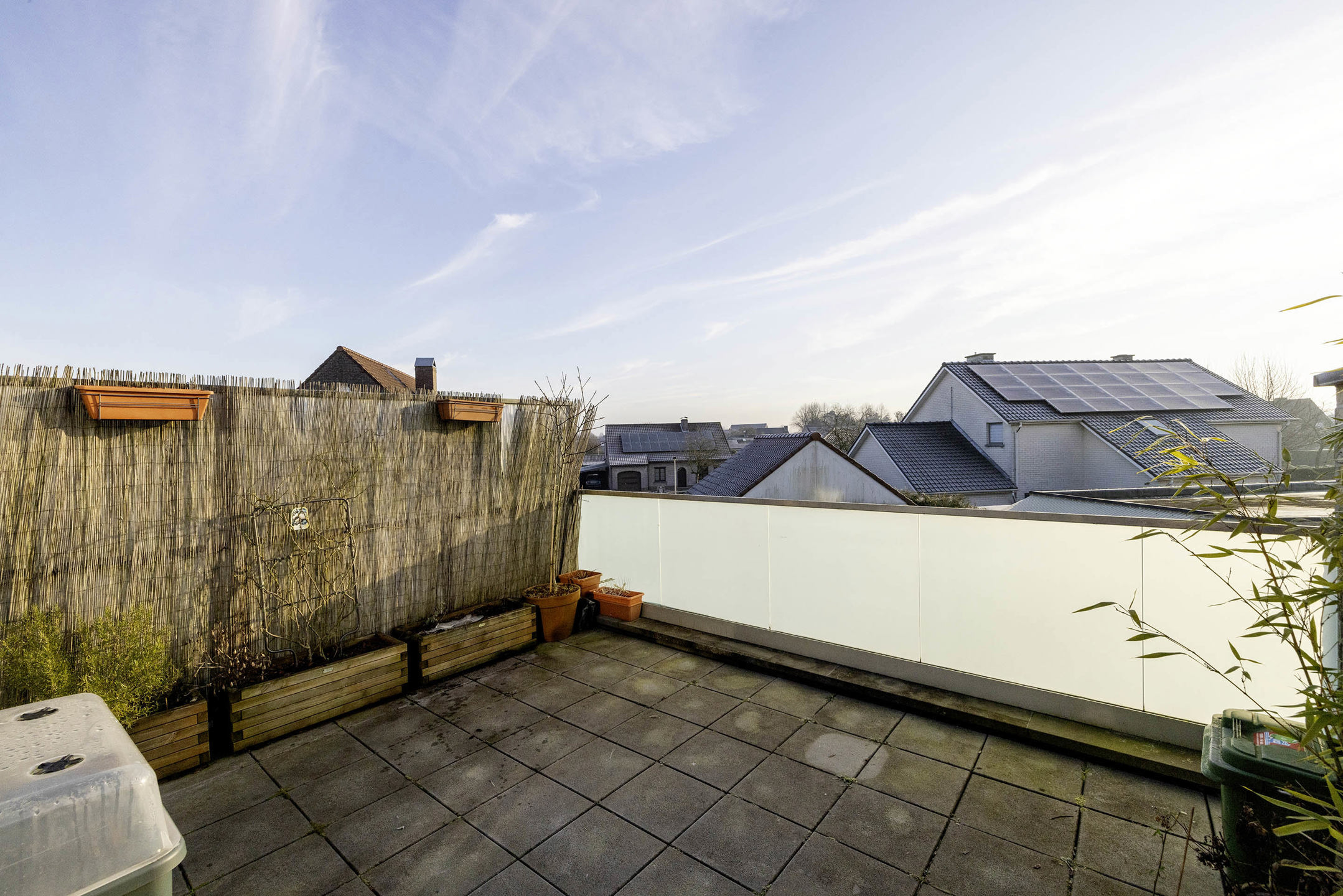 Duplex met terras en staanplaats