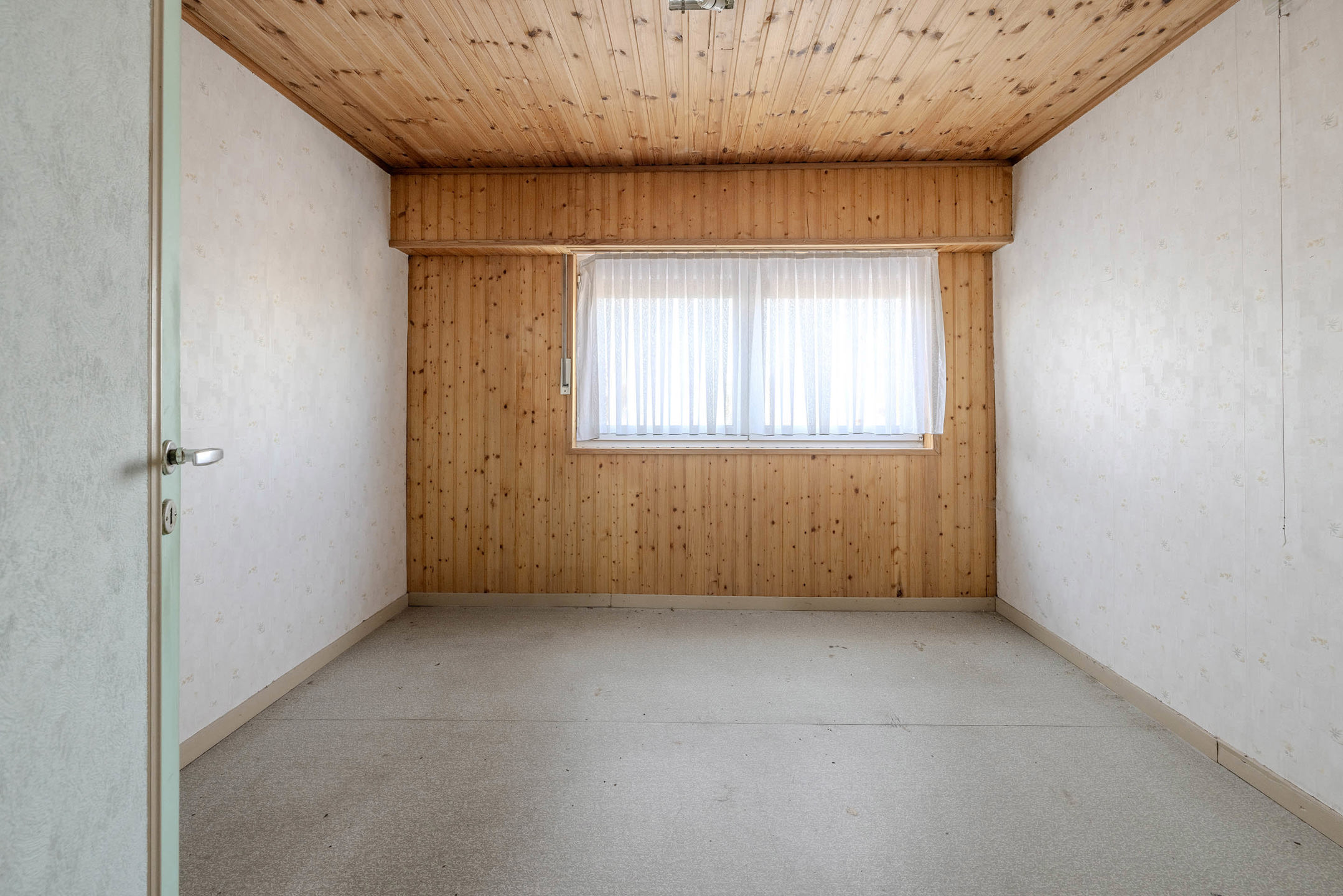 Te renoveren woning op mooi perceel van 400 m²!