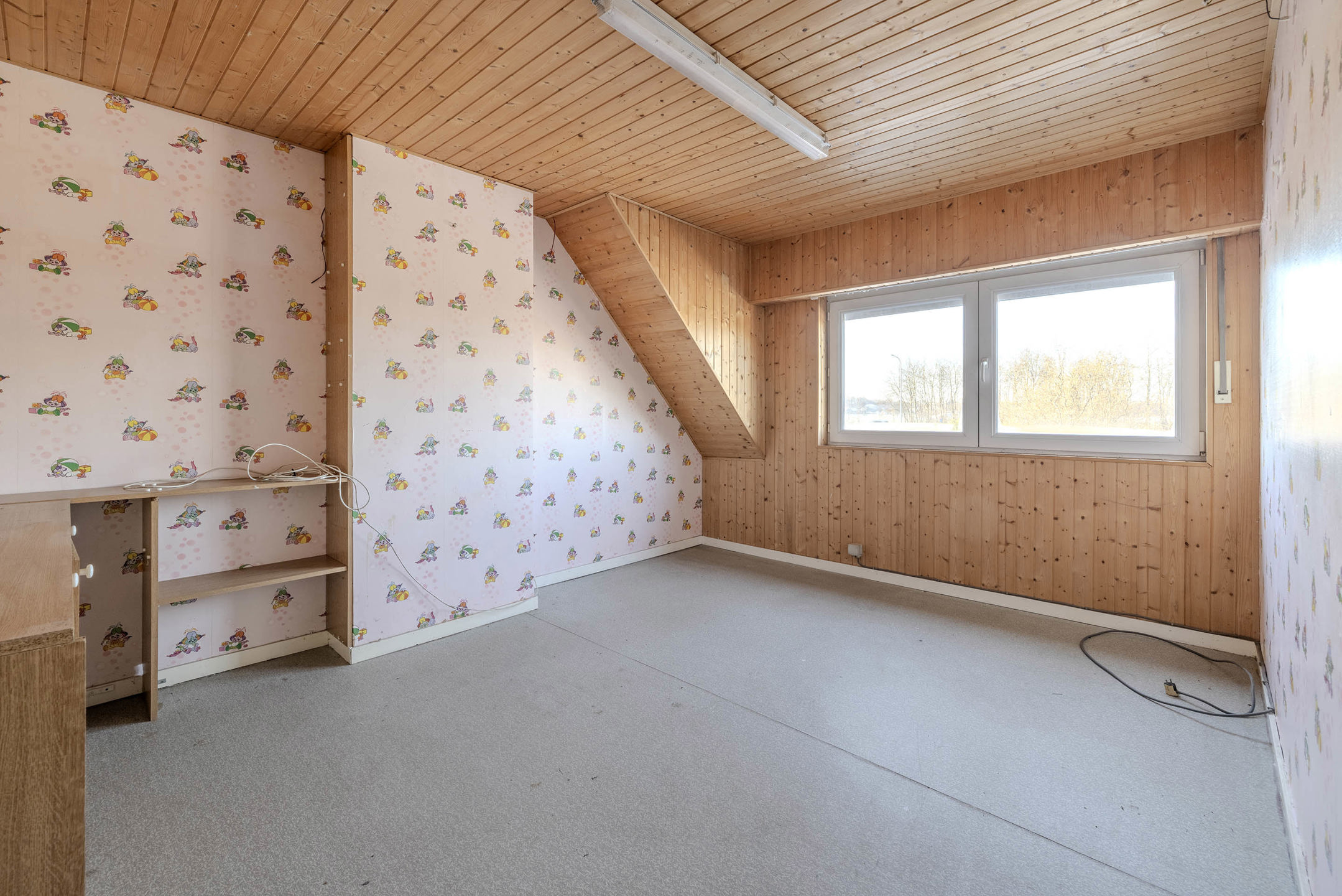 Te renoveren woning op mooi perceel van 400 m²!
