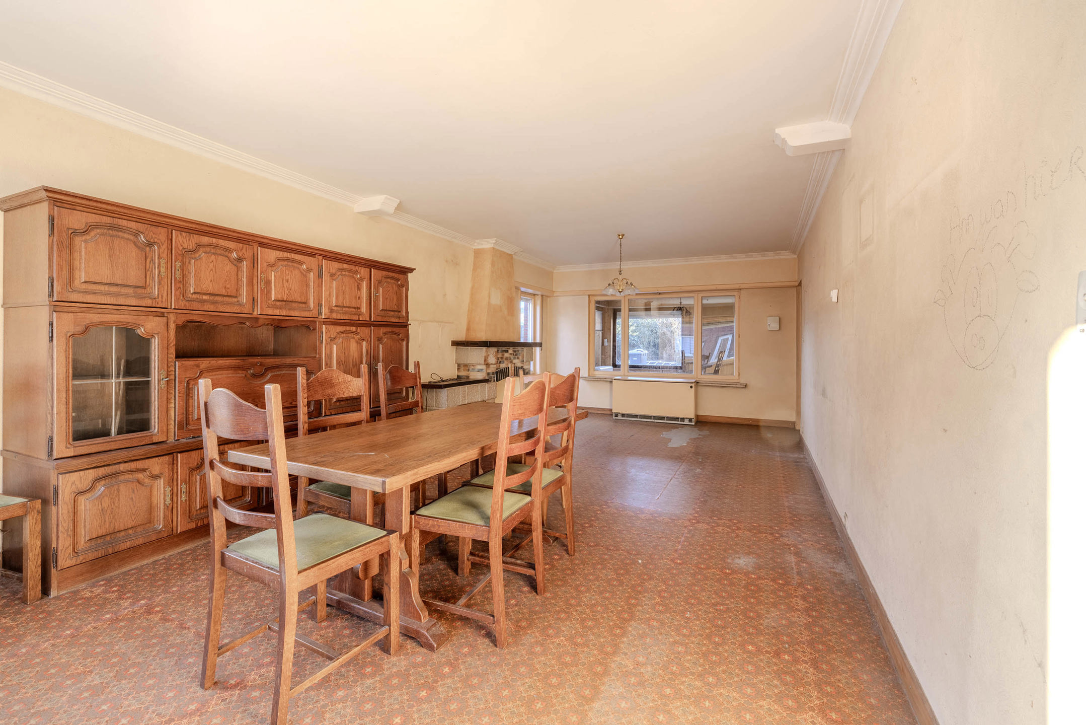 Te renoveren woning op mooi perceel van 400 m²!