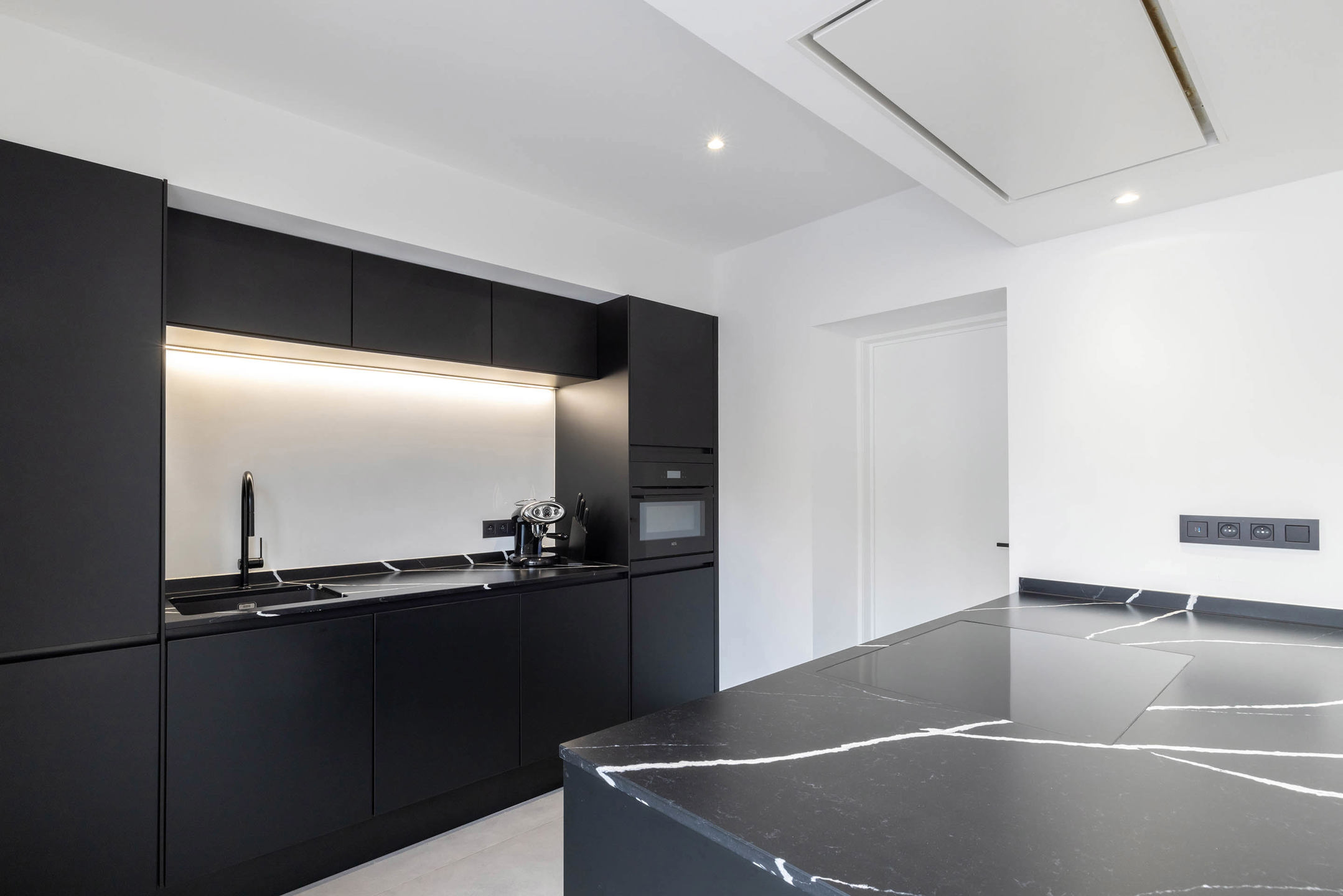 High-end afgewerkt gelijkvloers appartement met prachtig terras