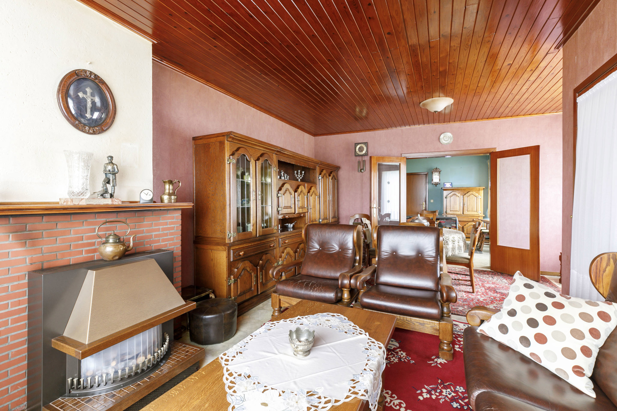 Halfopen te renoveren woning in Westmalle op 381 m² met vrij zicht!