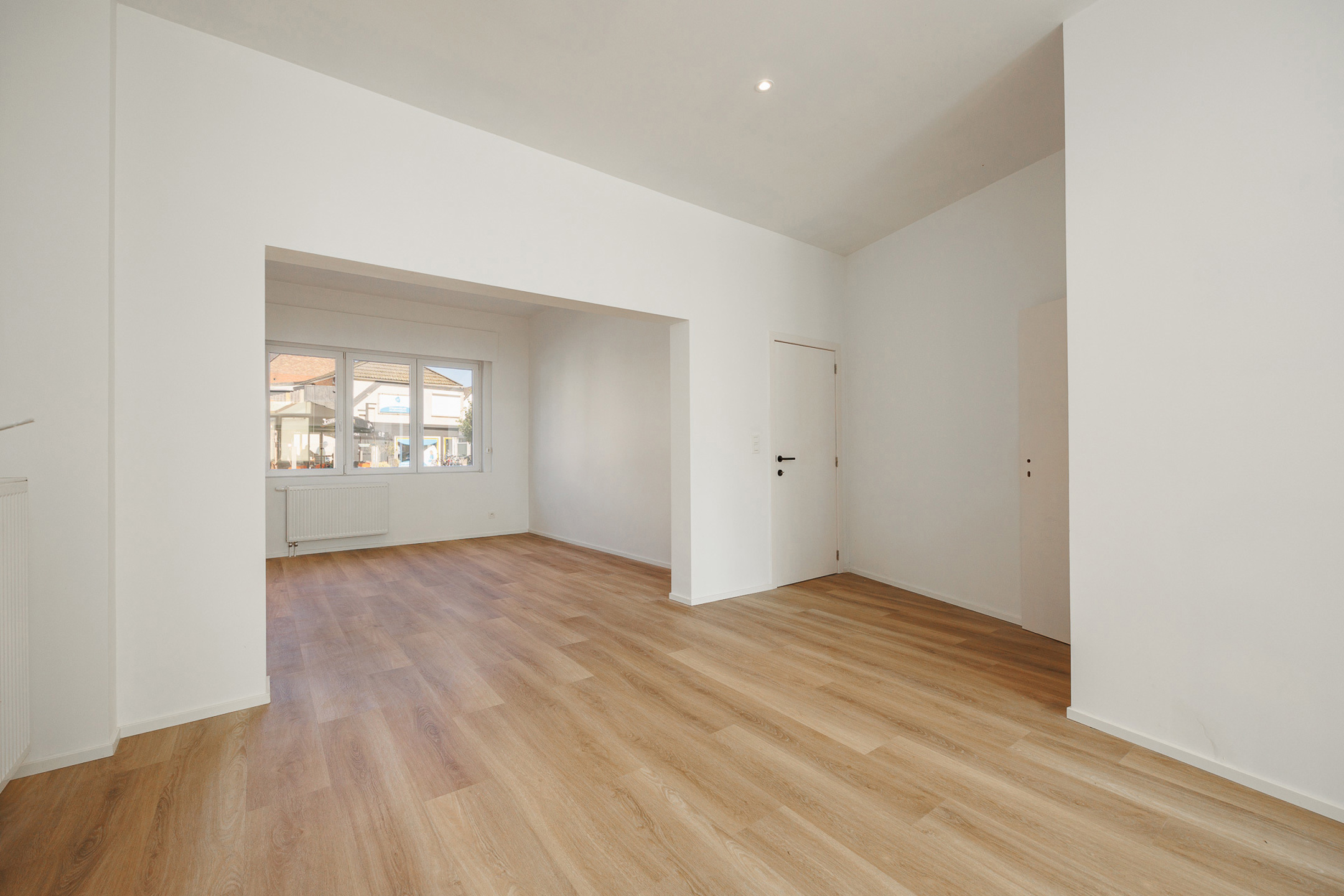 VERKOCHT