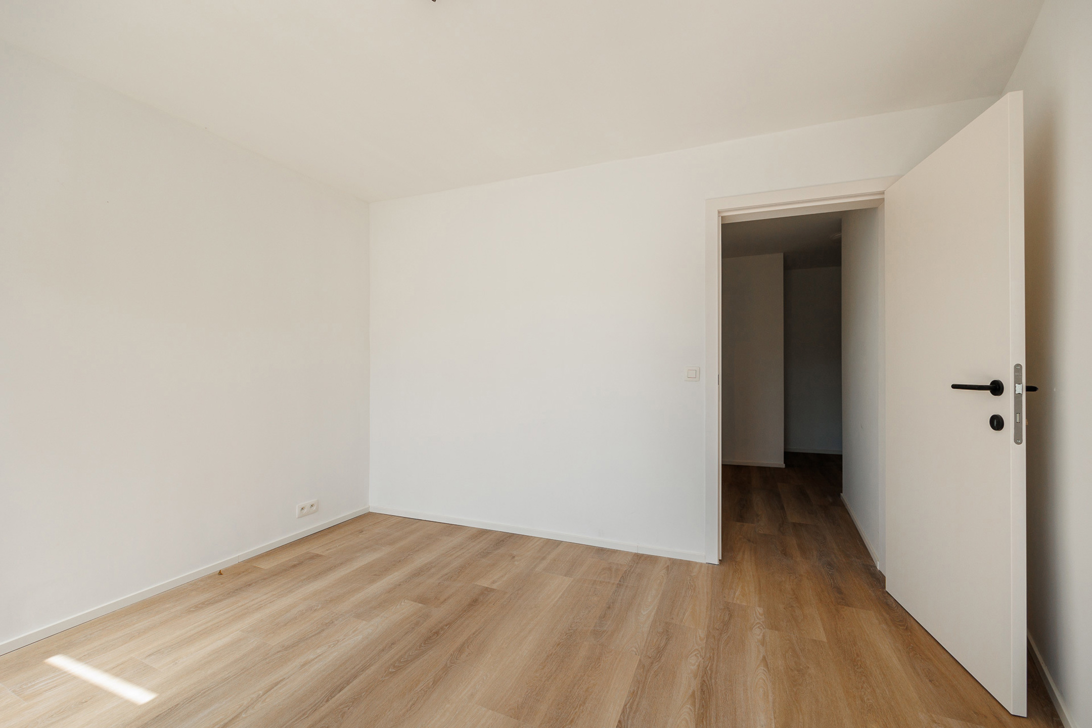 VERKOCHT