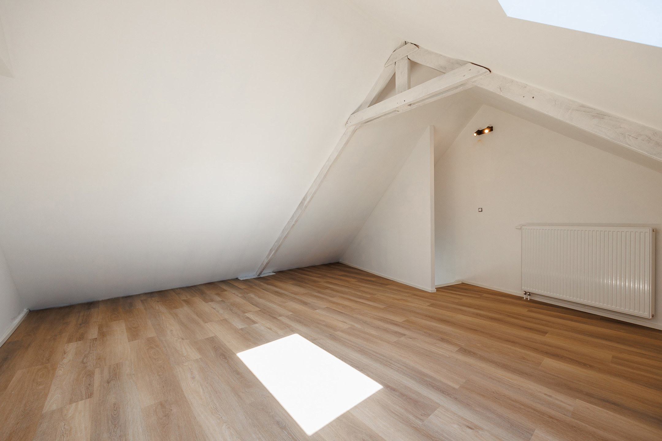 VERKOCHT