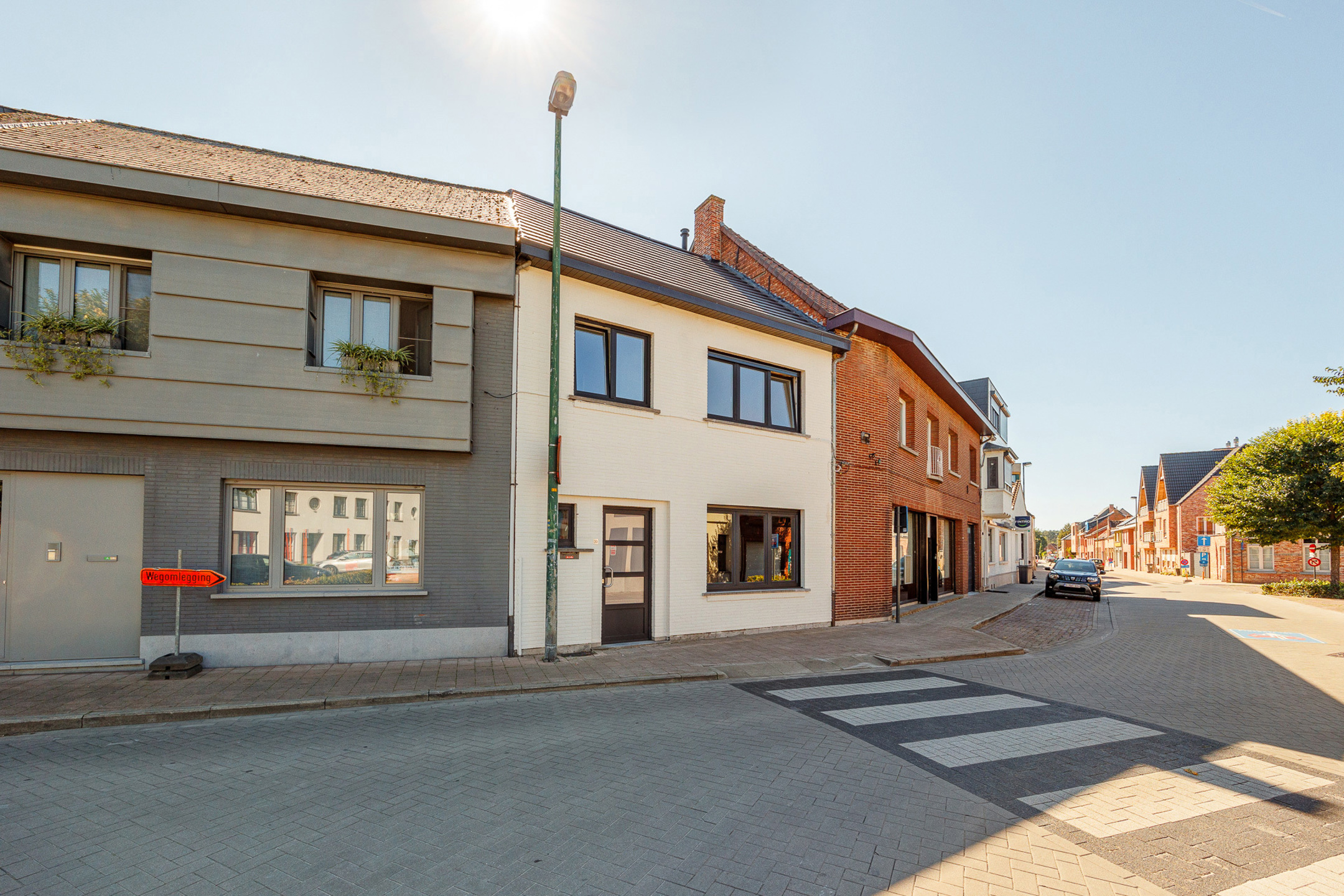 VERKOCHT