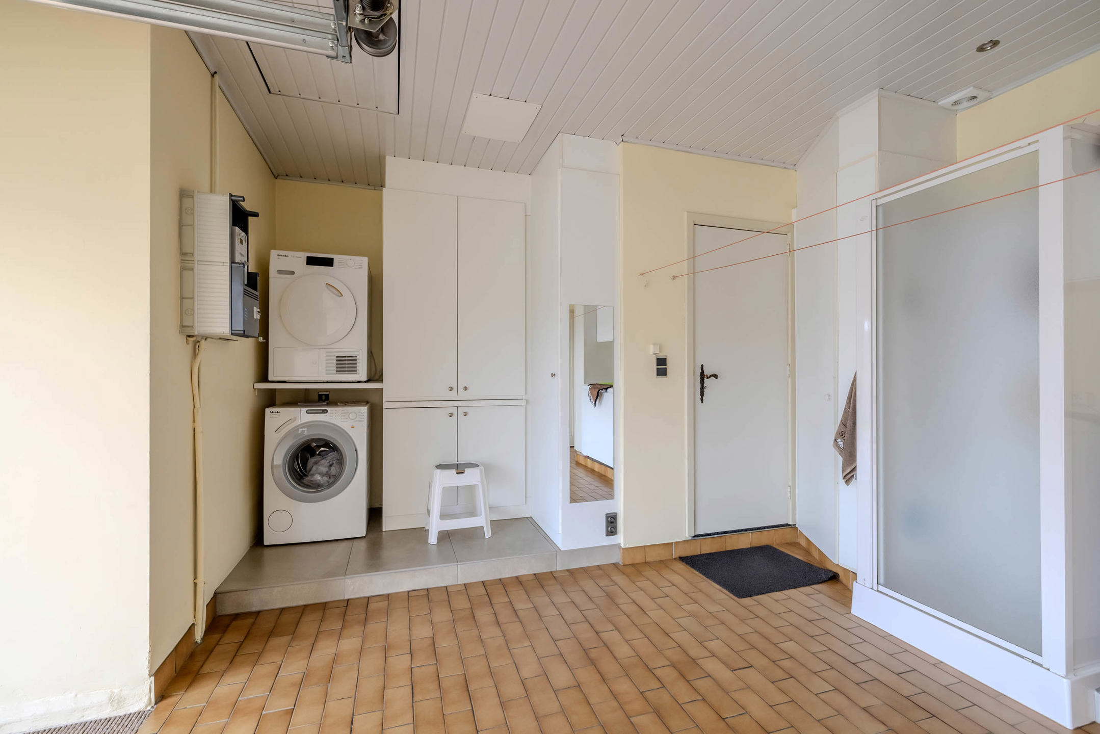 Mooie vrijstaande woning op 800 m² met bijgebouw!