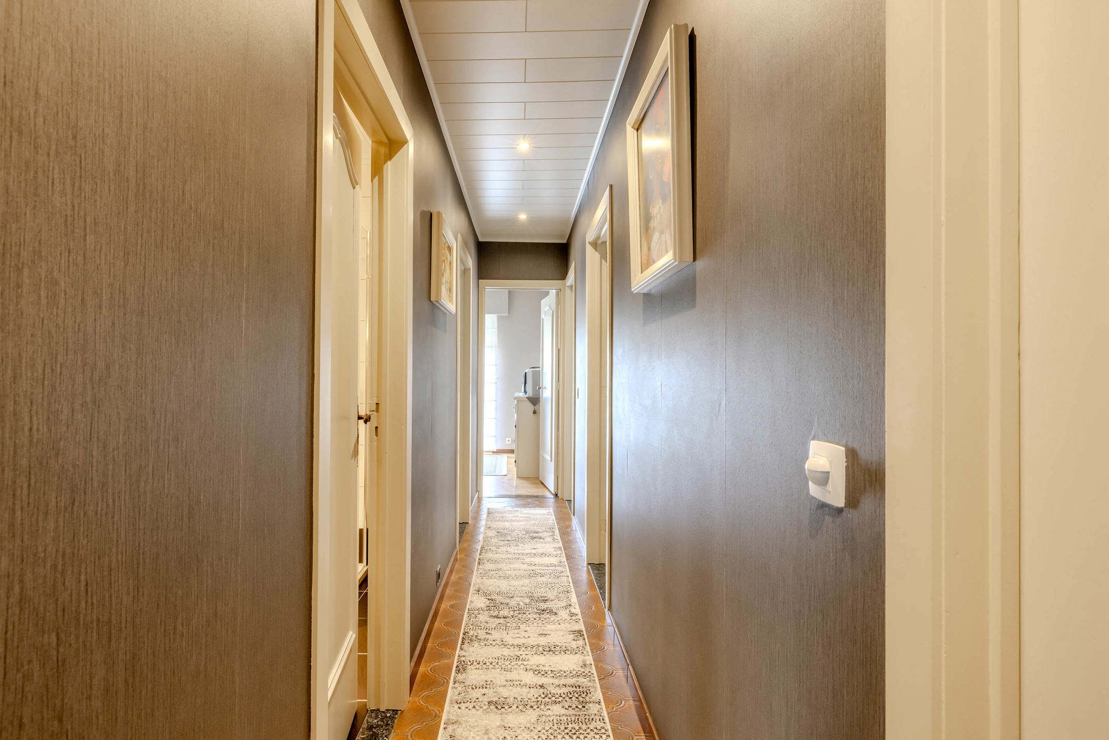 Mooie vrijstaande woning op 800 m² met bijgebouw!