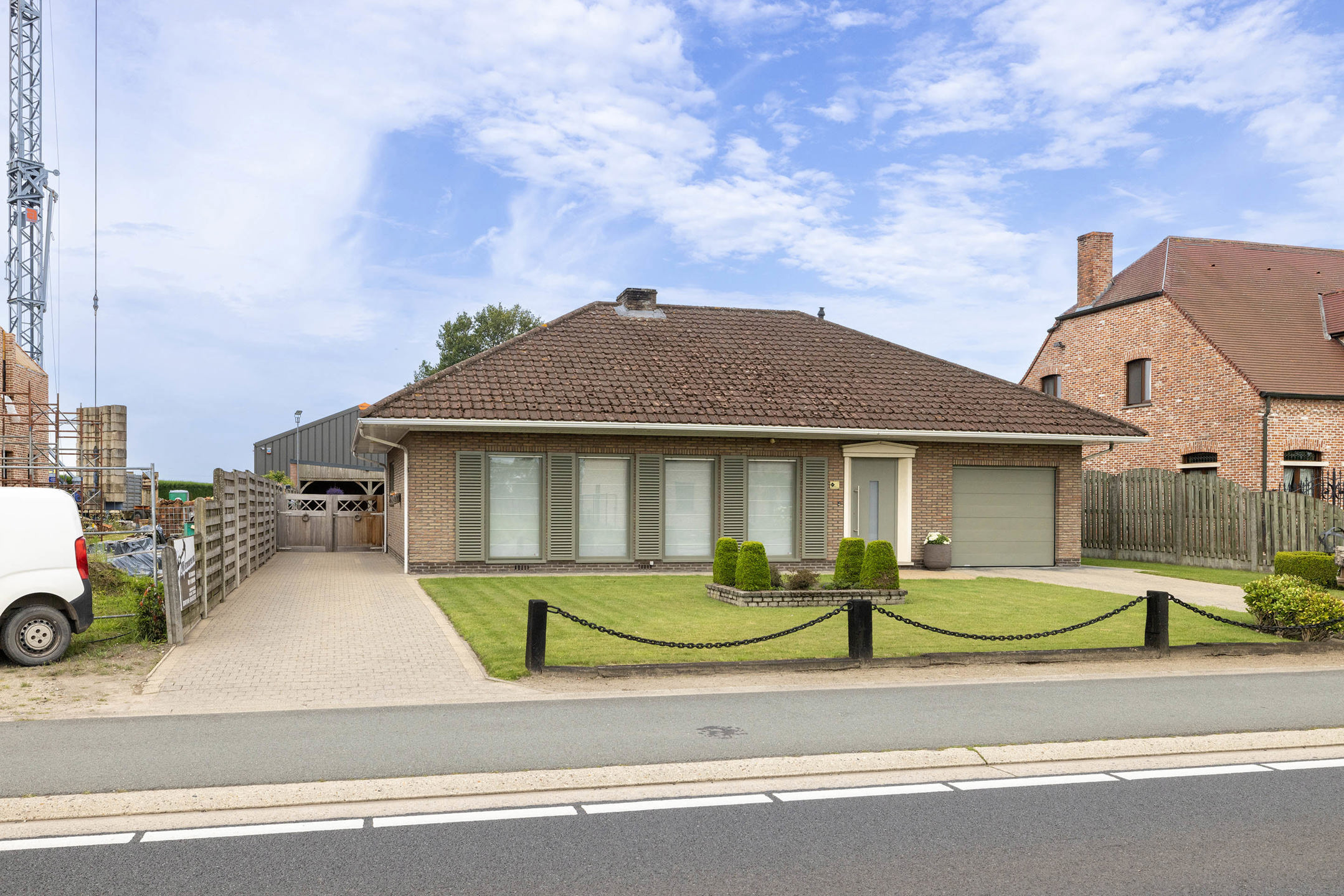 Mooie vrijstaande woning op 800 m² met bijgebouw!