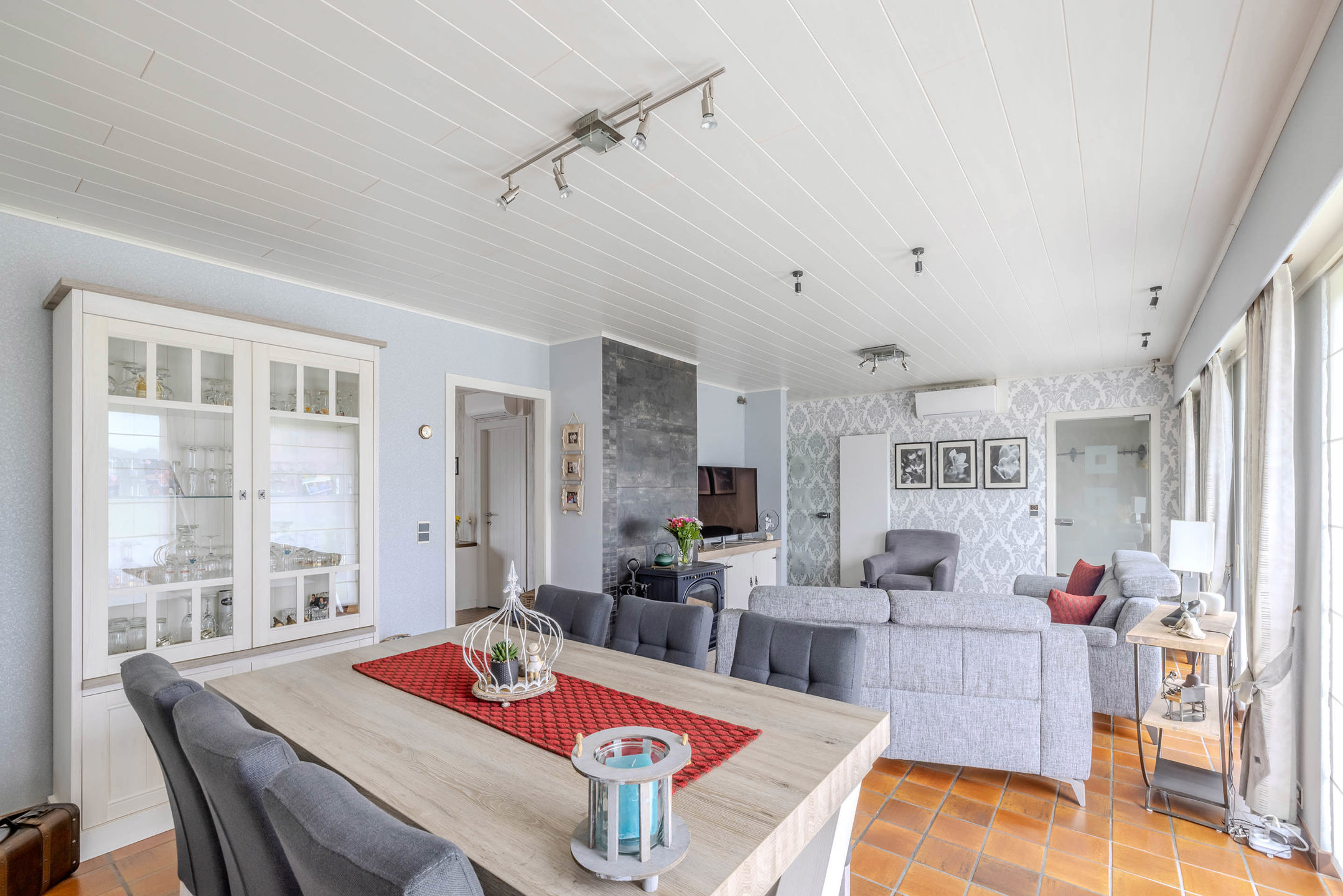 Mooie vrijstaande woning op 800 m² met bijgebouw!