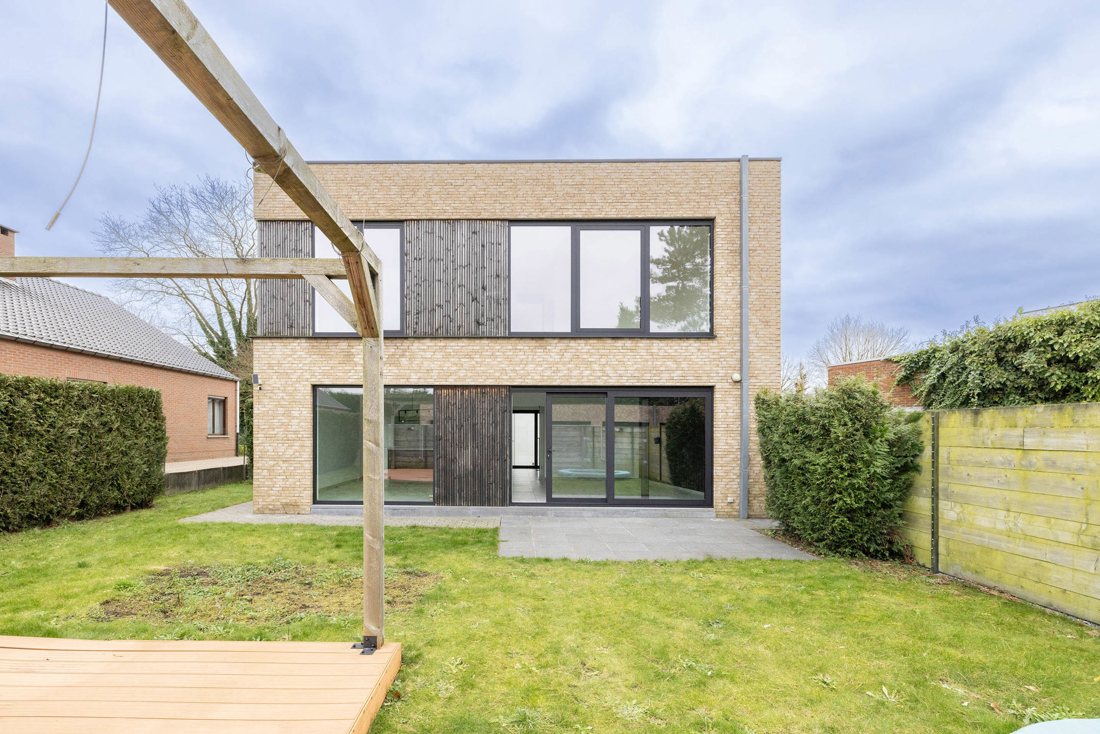 Nieuwbouwwoning met 4 slaapkamers in Westmalle!