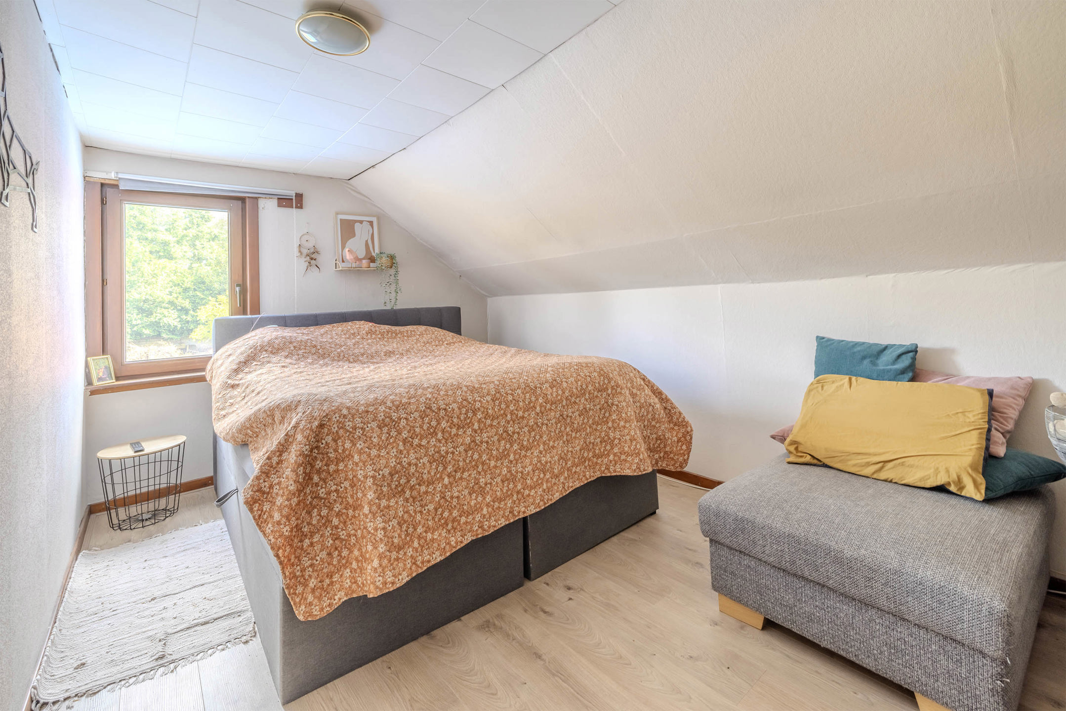 Woning op perceel van 7.028m²!