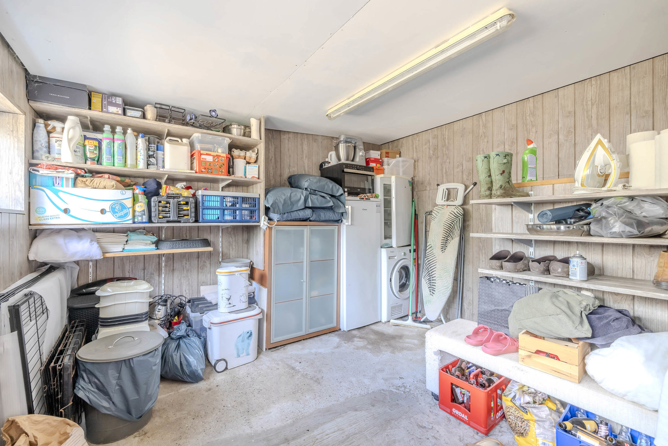 Woning op perceel van 7.028m²!