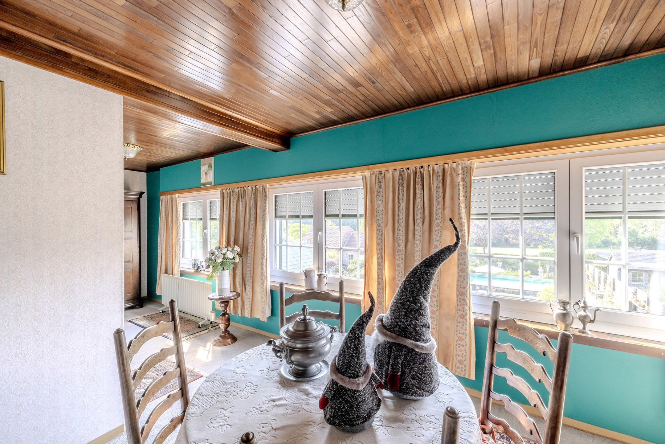 Perfect onderhouden woning met prachtige tuin op toplocatie!